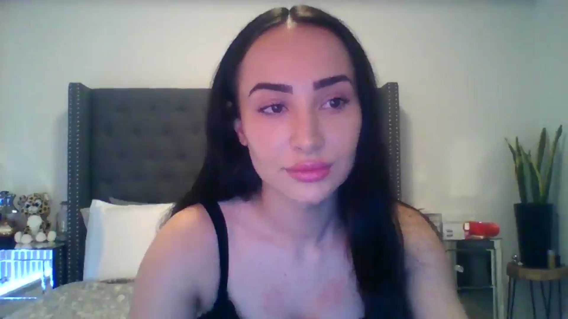 Gallery image thumbnail from BiancaDiaz1's myfreecams stream on, 01/29/2025, 21:41 image 8 of 20