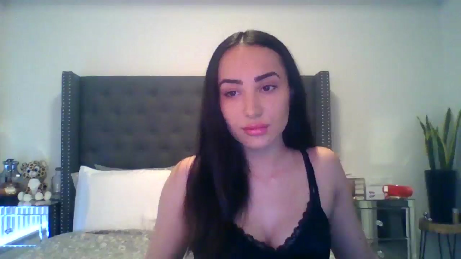 Gallery image thumbnail from BiancaDiaz1's myfreecams stream on, 01/29/2025, 21:41 image 2 of 20