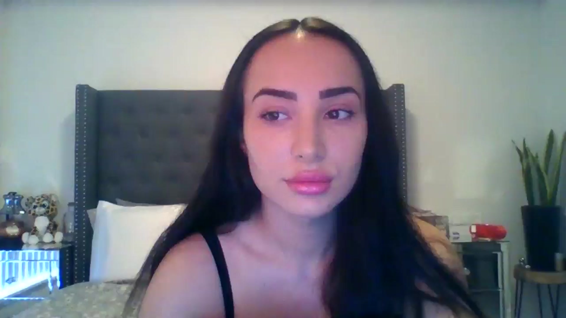 Gallery image thumbnail from BiancaDiaz1's myfreecams stream on, 01/29/2025, 21:41 image 1 of 20