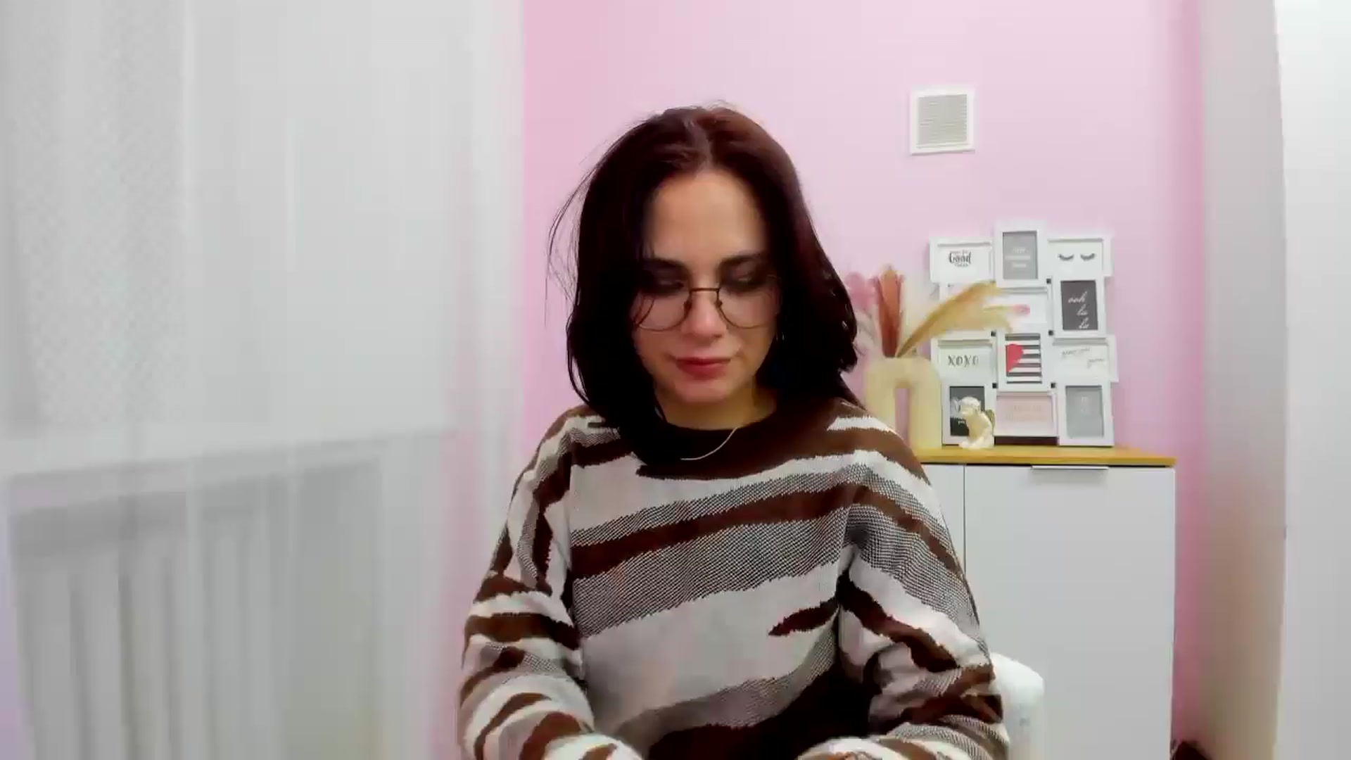 Gallery image thumbnail from BiancaHope's myfreecams stream on, 01/16/2025, 12:43 image 1 of 20