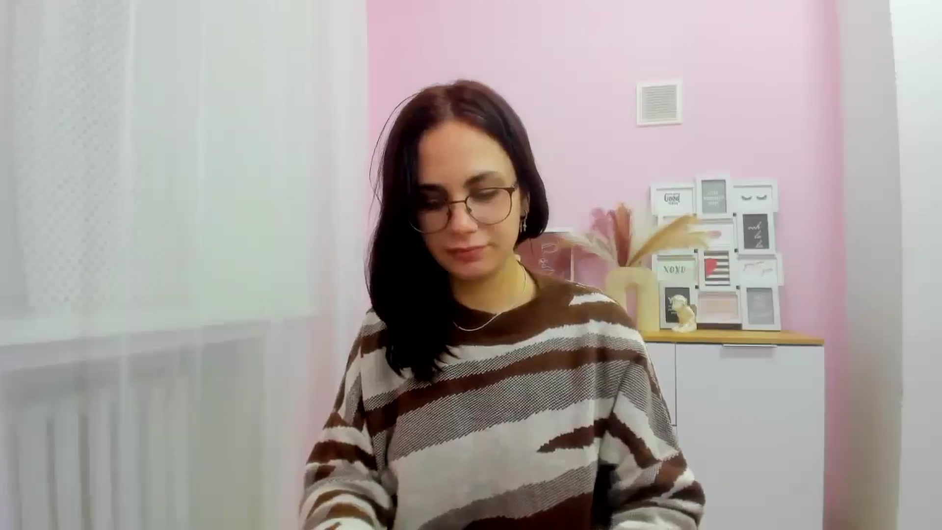 Gallery image thumbnail from BiancaHope's myfreecams stream on, 01/16/2025, 12:43 image 19 of 20