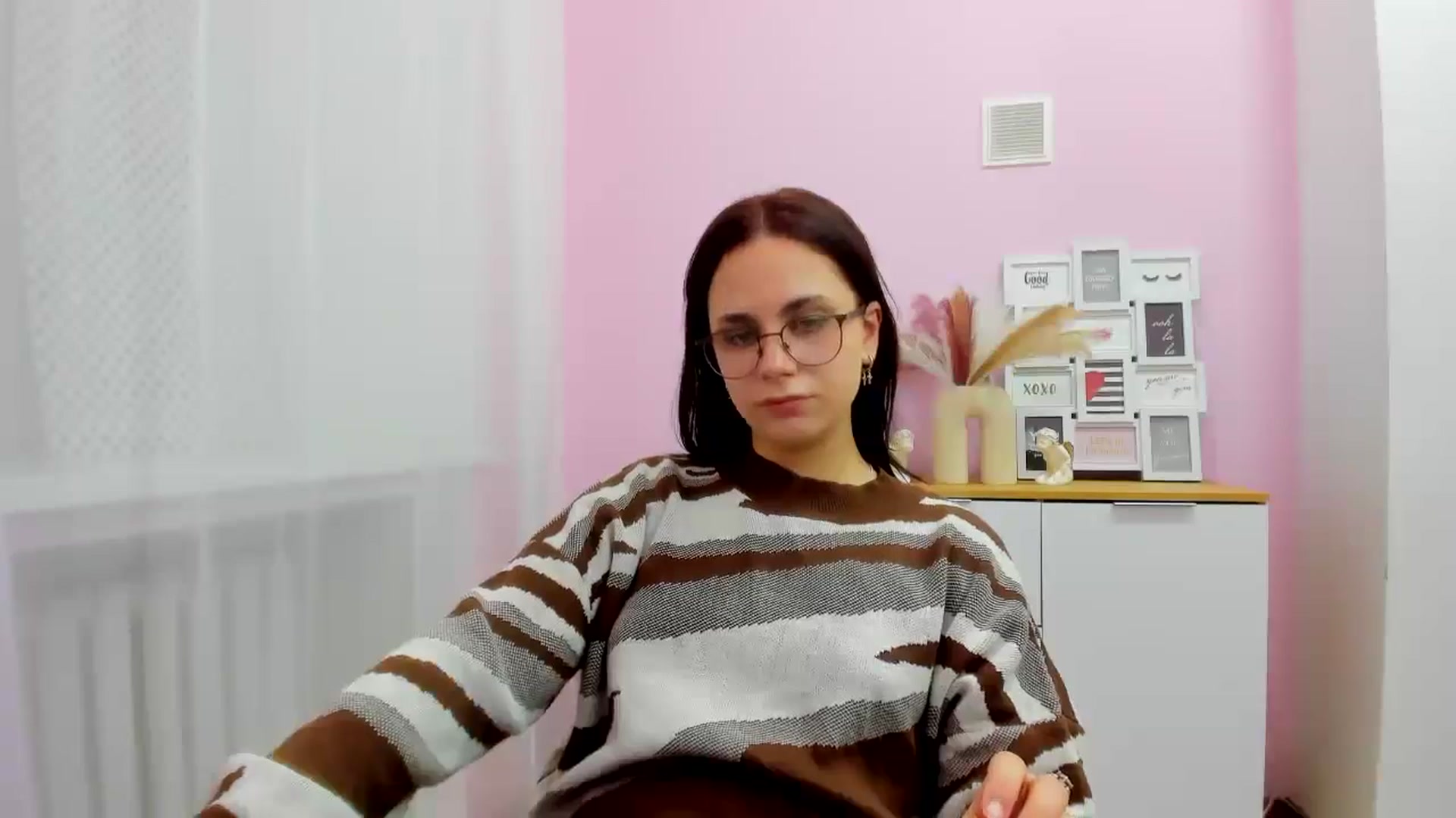 Gallery image thumbnail from BiancaHope's myfreecams stream on, 01/16/2025, 12:43 image 5 of 20
