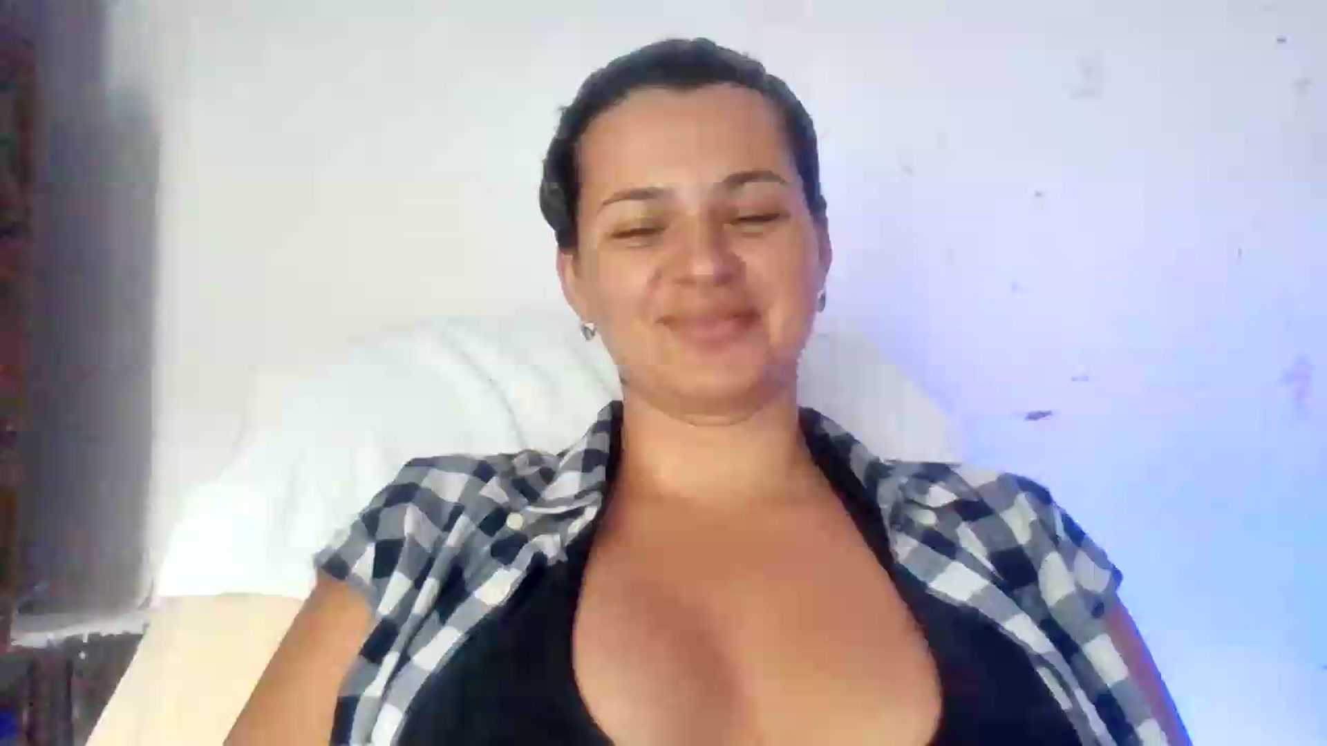 Gallery image thumbnail from BiancaRosseti's myfreecams stream on, 07/13/2026, 08:55 image 9 of 20