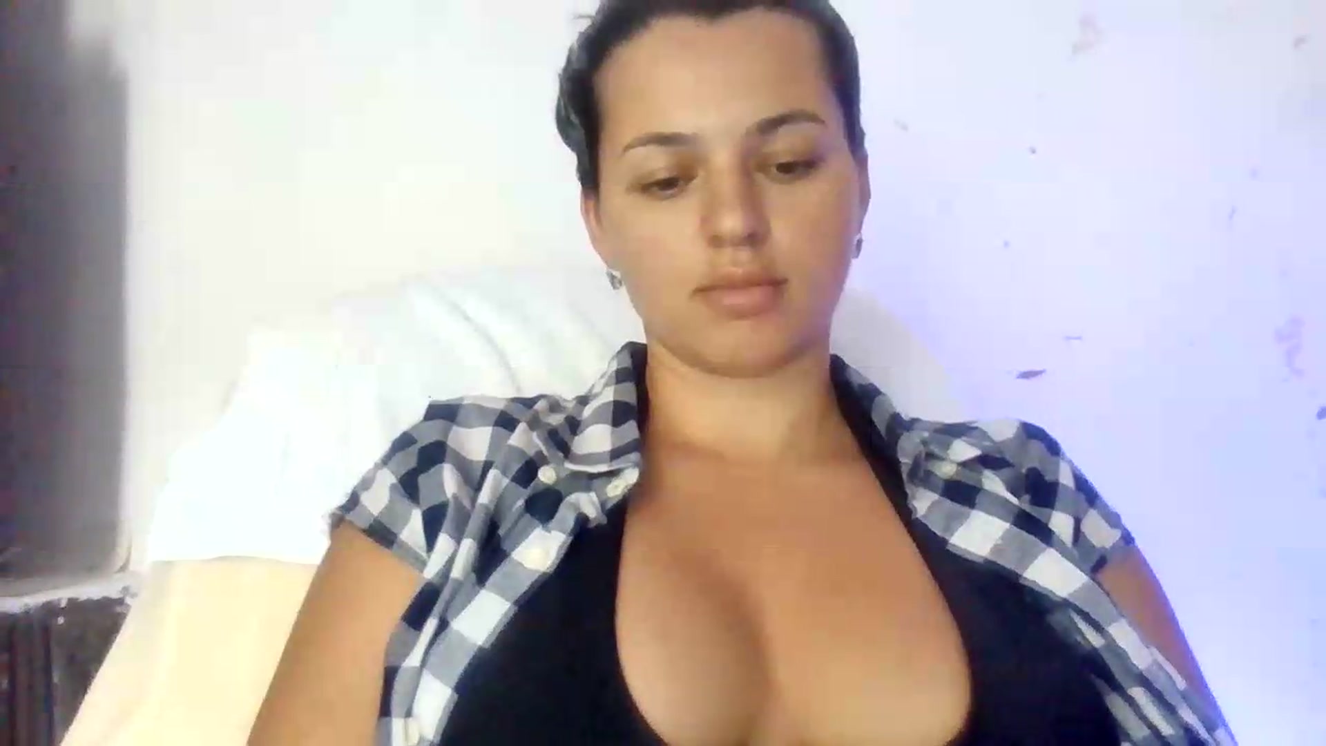 Gallery image thumbnail from BiancaRosseti's myfreecams stream on, 07/13/2026, 08:55 image 5 of 20