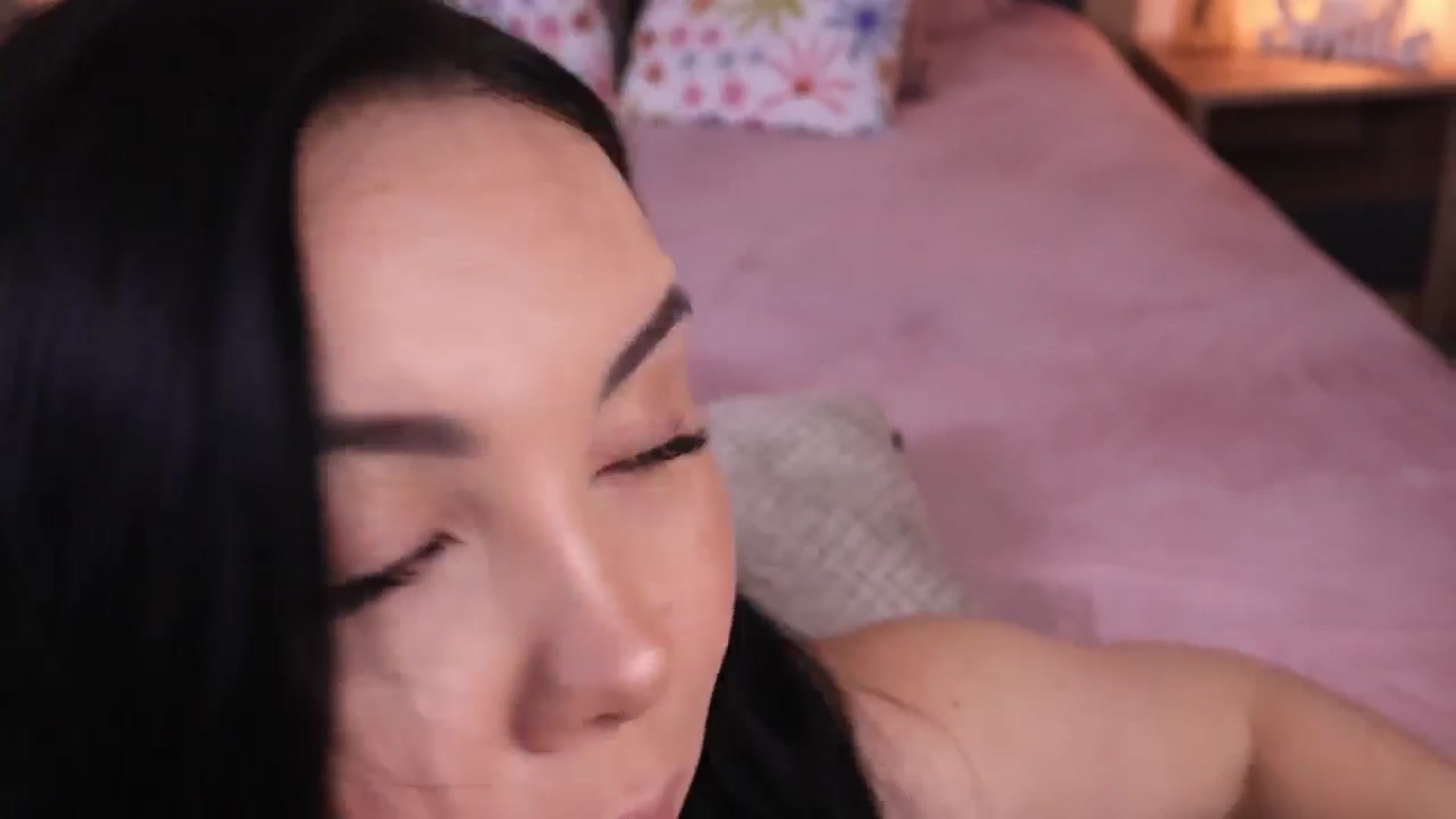 Gallery image thumbnail from BiancaShy's myfreecams stream on, 08/17/2025, 11:53 image 16 of 20