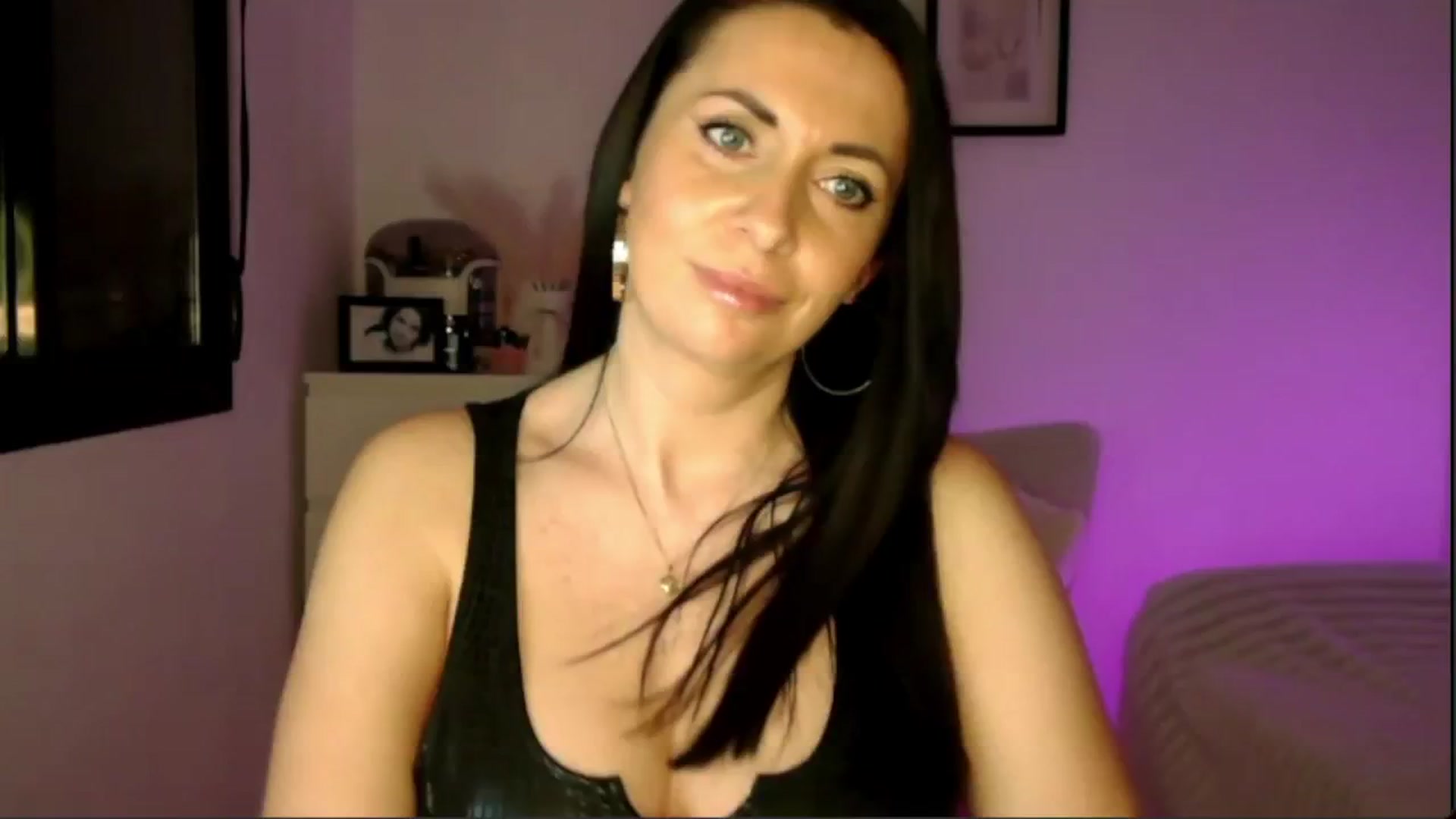 Gallery image thumbnail from BiancaSpice's myfreecams stream on, 01/27/2026, 24:53 image 7 of 20