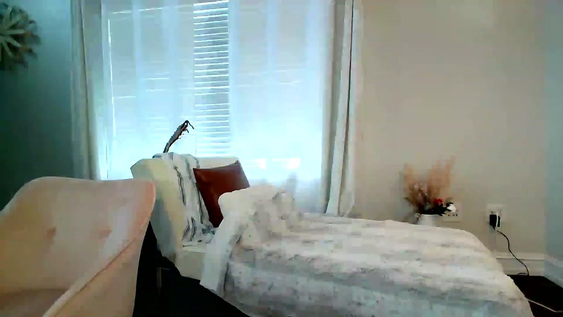 Gallery image thumbnail from BiancaXblack's myfreecams stream on, 12/12/2022, 19:45 image 20 of 20