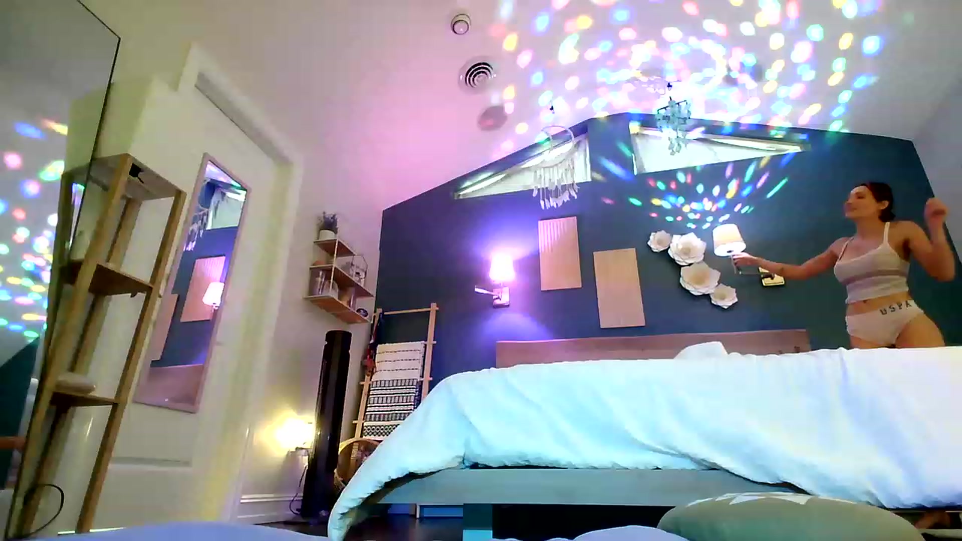 Gallery image thumbnail from BiancaXblack's myfreecams stream on, 06/07/2023, 22:08 image 5 of 20