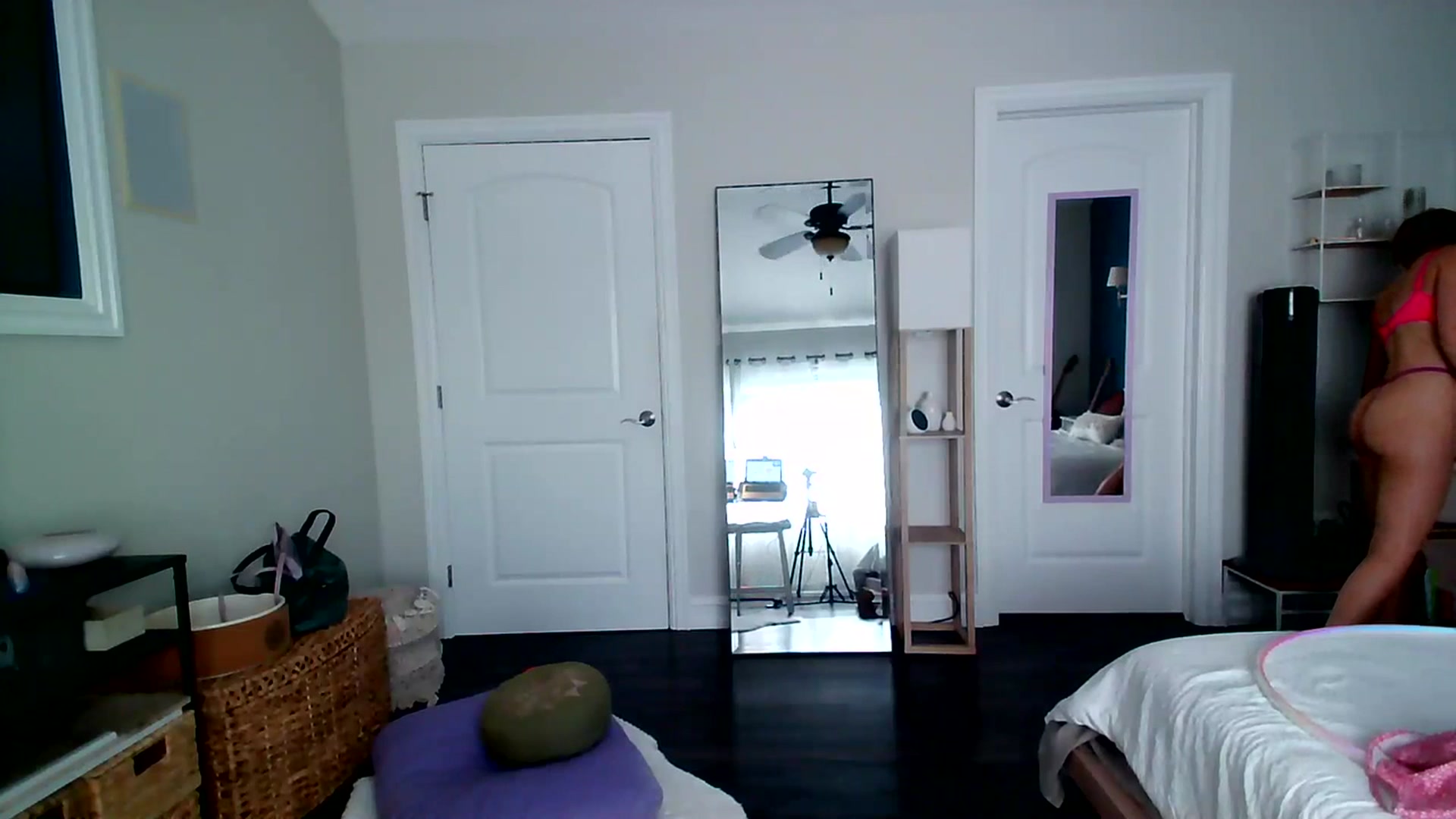 Gallery image thumbnail from BiancaXblack's myfreecams stream on, 07/13/2023, 21:45 image 11 of 20