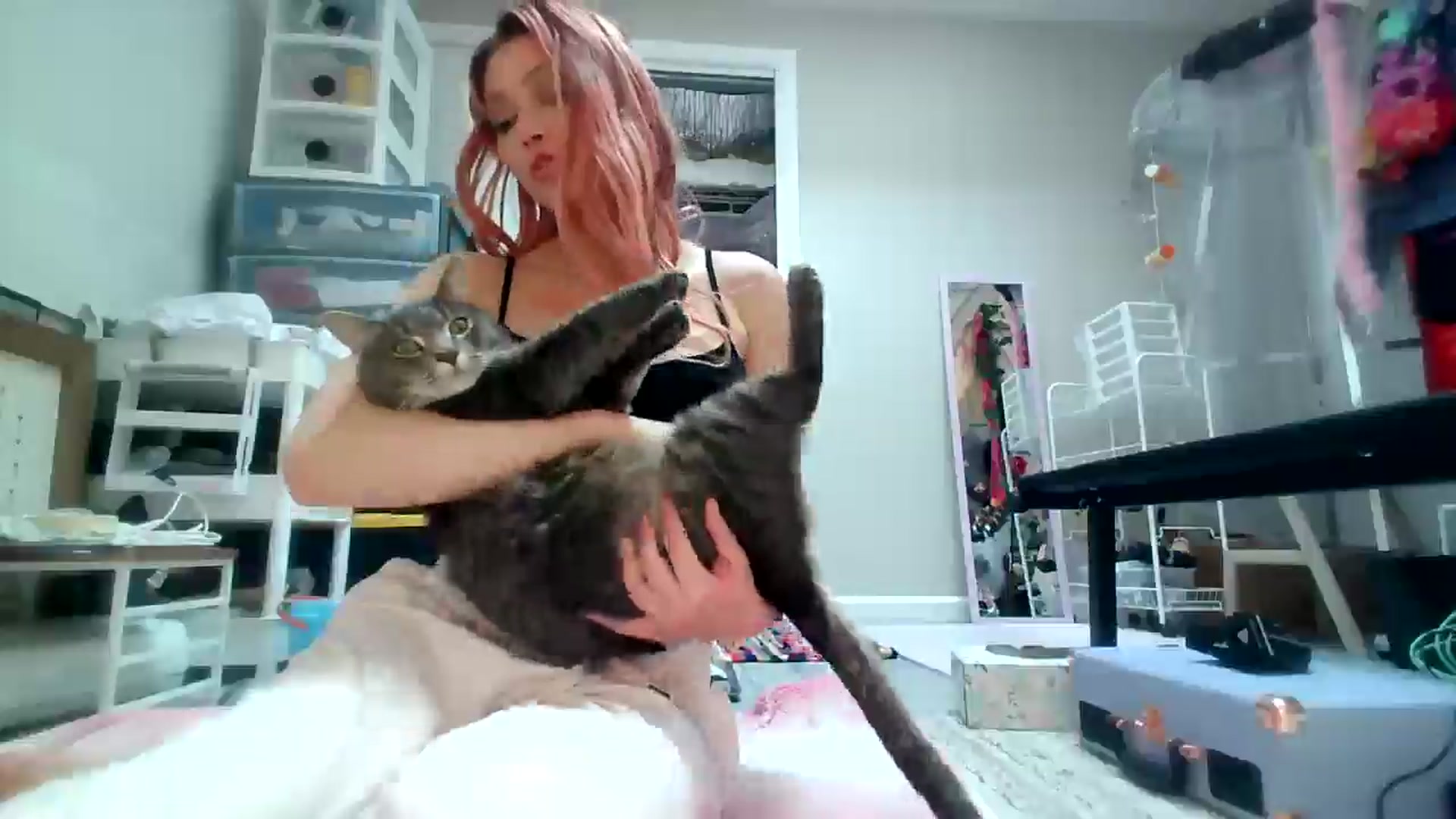 Gallery image thumbnail from BiancaXblack's myfreecams stream on, 05/25/2025, 13:23 image 3 of 20