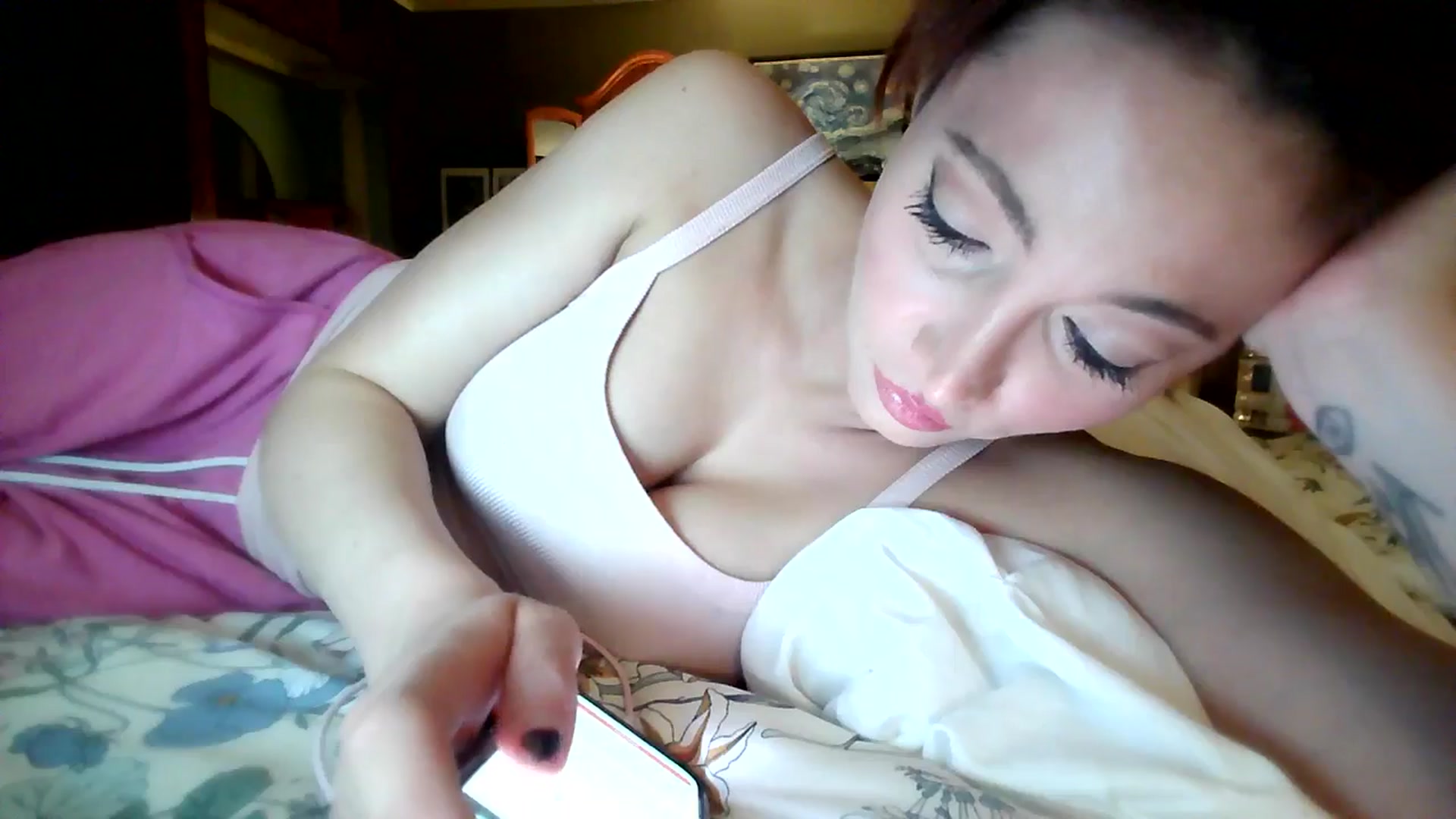 Gallery image thumbnail from BiancaXblack's myfreecams stream on, 10/28/2025, 08:48 image 3 of 20