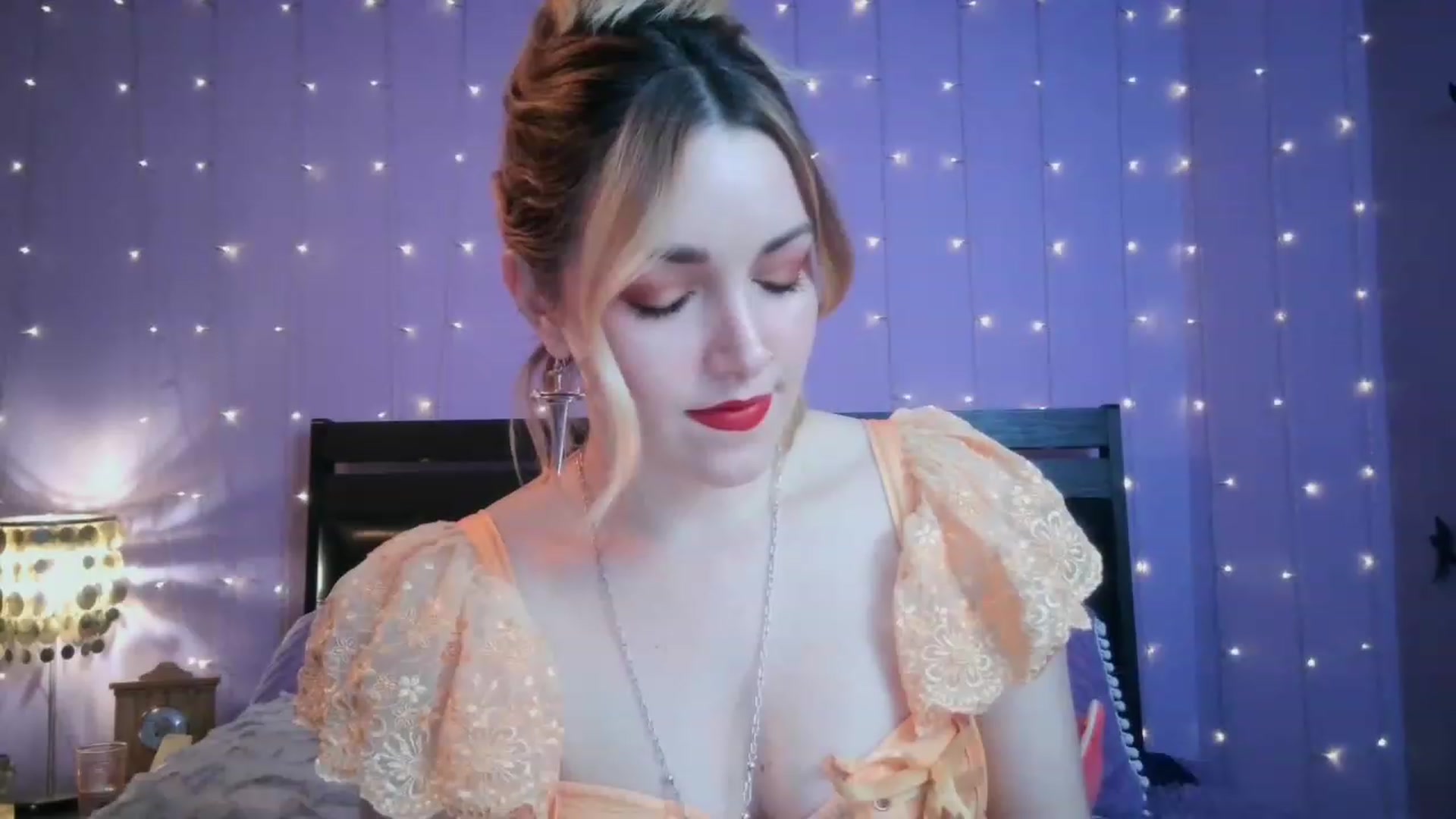 Gallery image thumbnail from Bianca_Wilde's myfreecams stream on, 12/07/2022, 05:53 image 9 of 20
