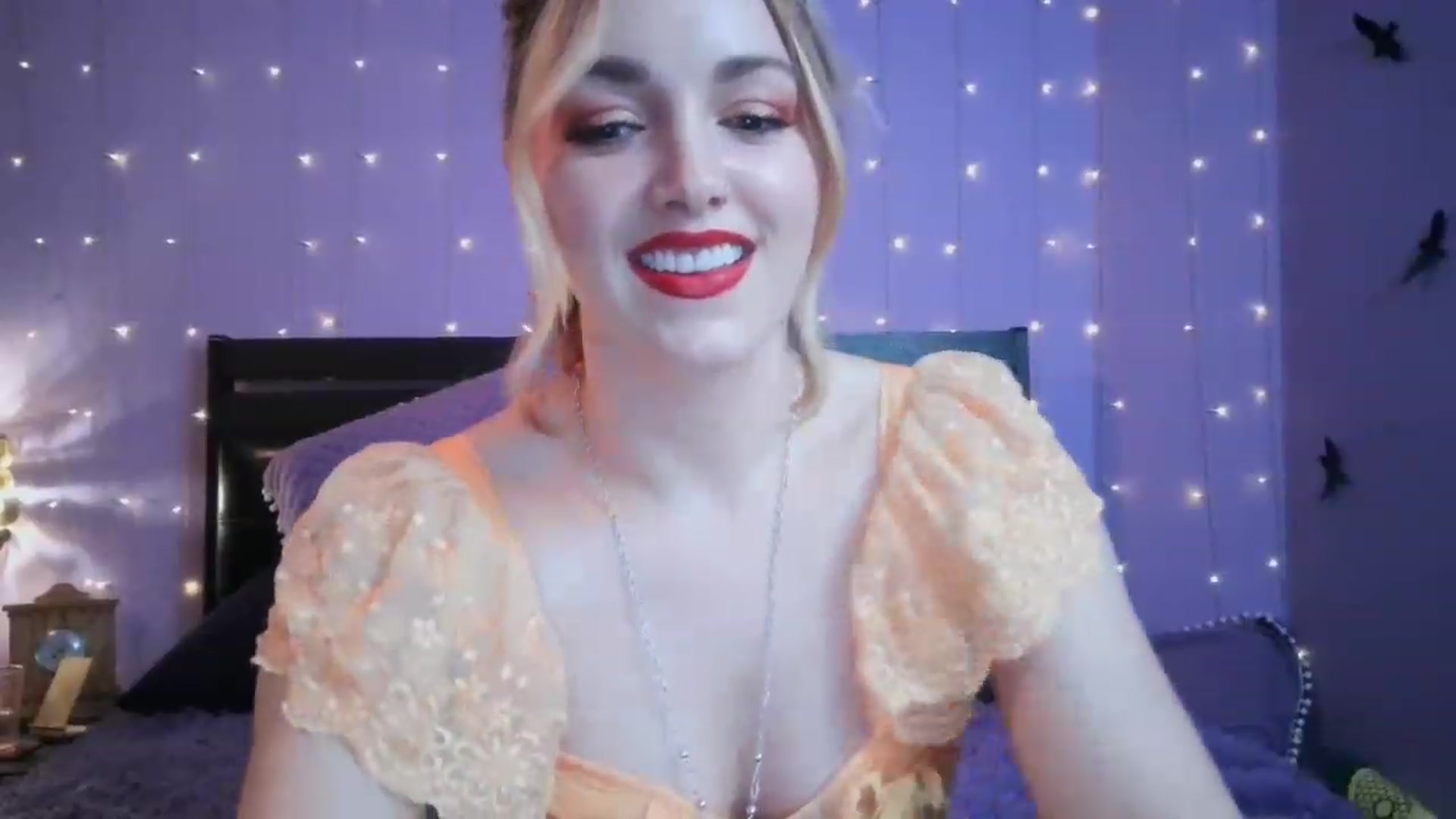 Gallery image thumbnail from Bianca_Wilde's myfreecams stream on, 12/07/2022, 06:16 image 12 of 20
