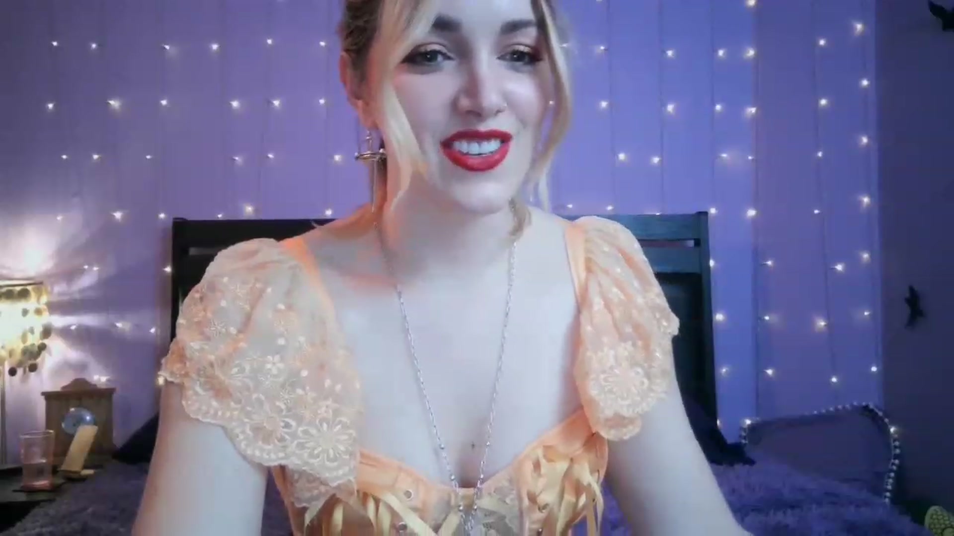 Gallery image thumbnail from Bianca_Wilde's myfreecams stream on, 12/07/2022, 06:16 image 17 of 20