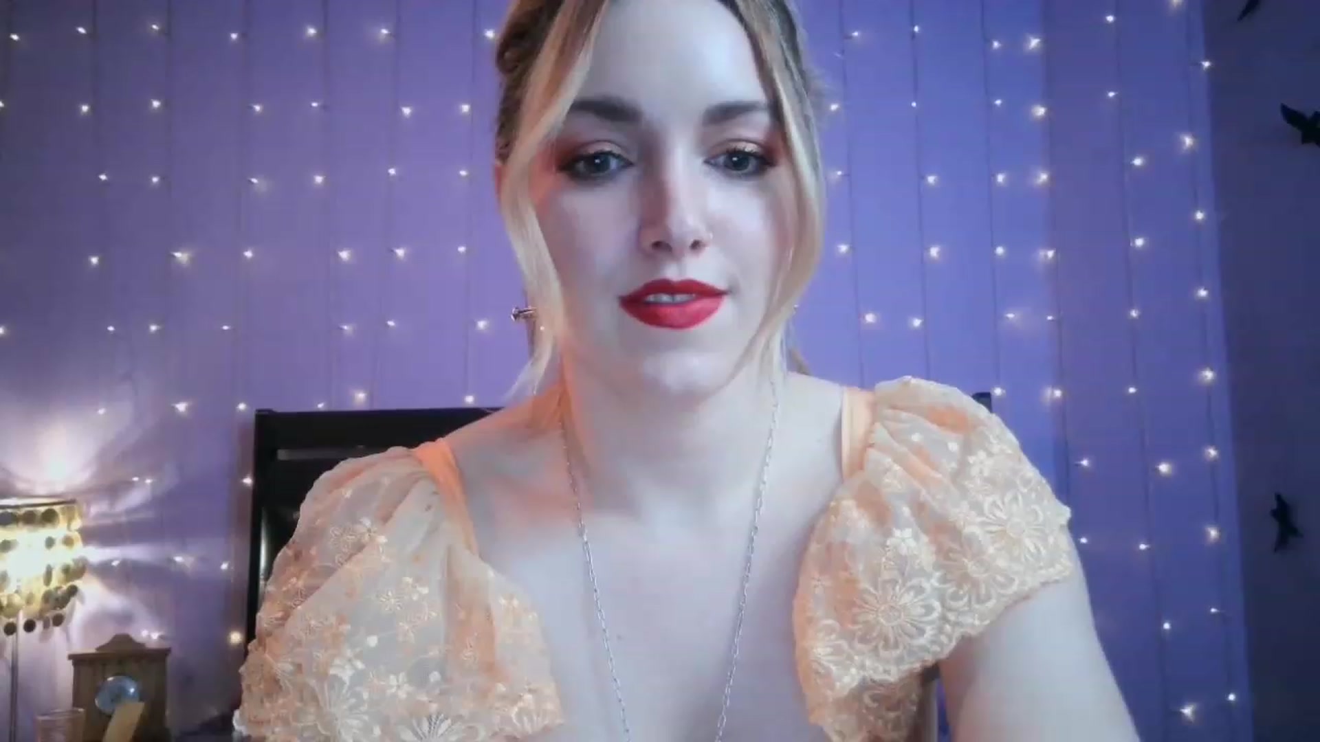 Gallery image thumbnail from Bianca_Wilde's myfreecams stream on, 12/07/2022, 07:19 image 7 of 20
