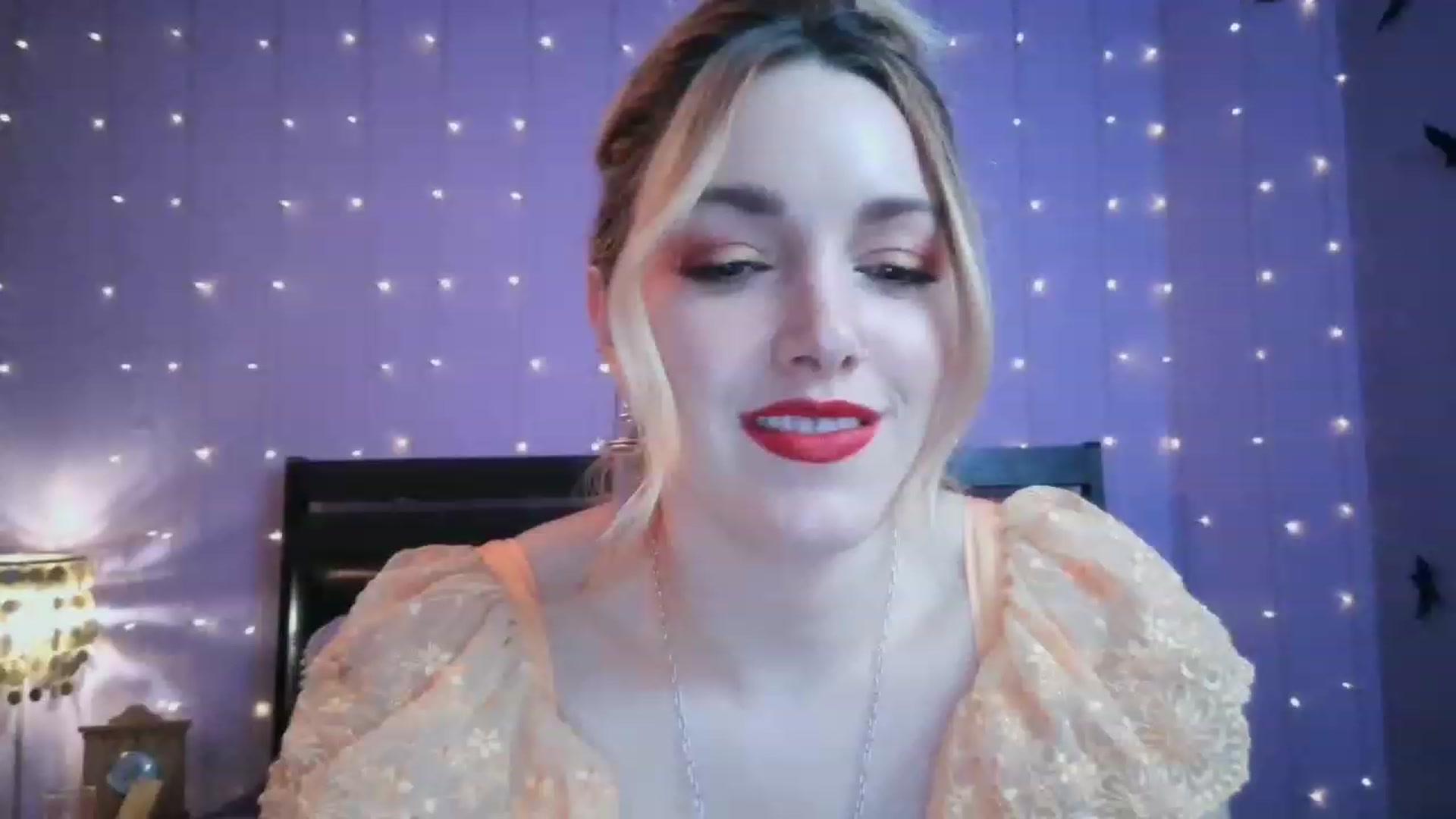 Gallery image thumbnail from Bianca_Wilde's myfreecams stream on, 12/07/2022, 07:19 image 8 of 20