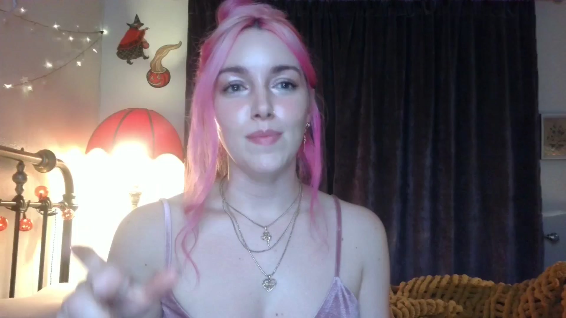 Gallery image thumbnail from Bianca_Wilde's myfreecams stream on, 10/06/2025, 06:18 image 17 of 20
