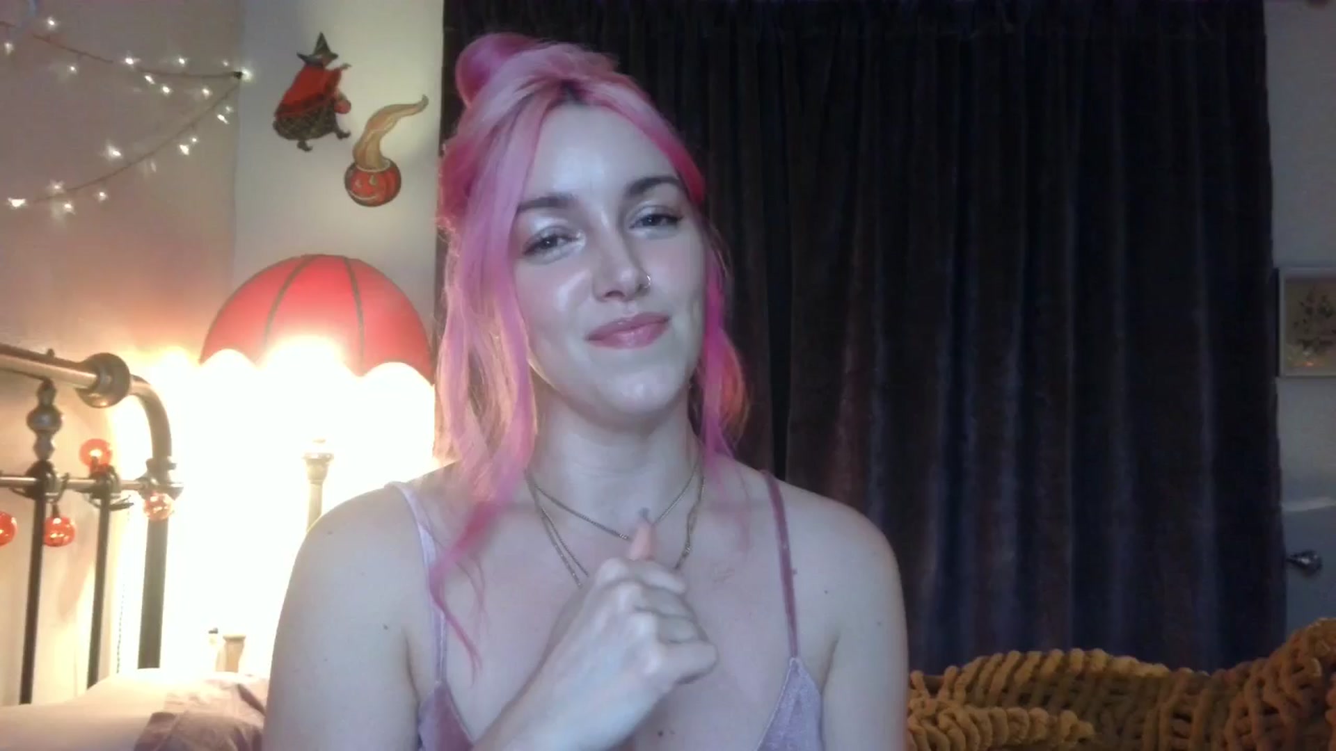 Gallery image thumbnail from Bianca_Wilde's myfreecams stream on, 10/06/2025, 06:18 image 7 of 20