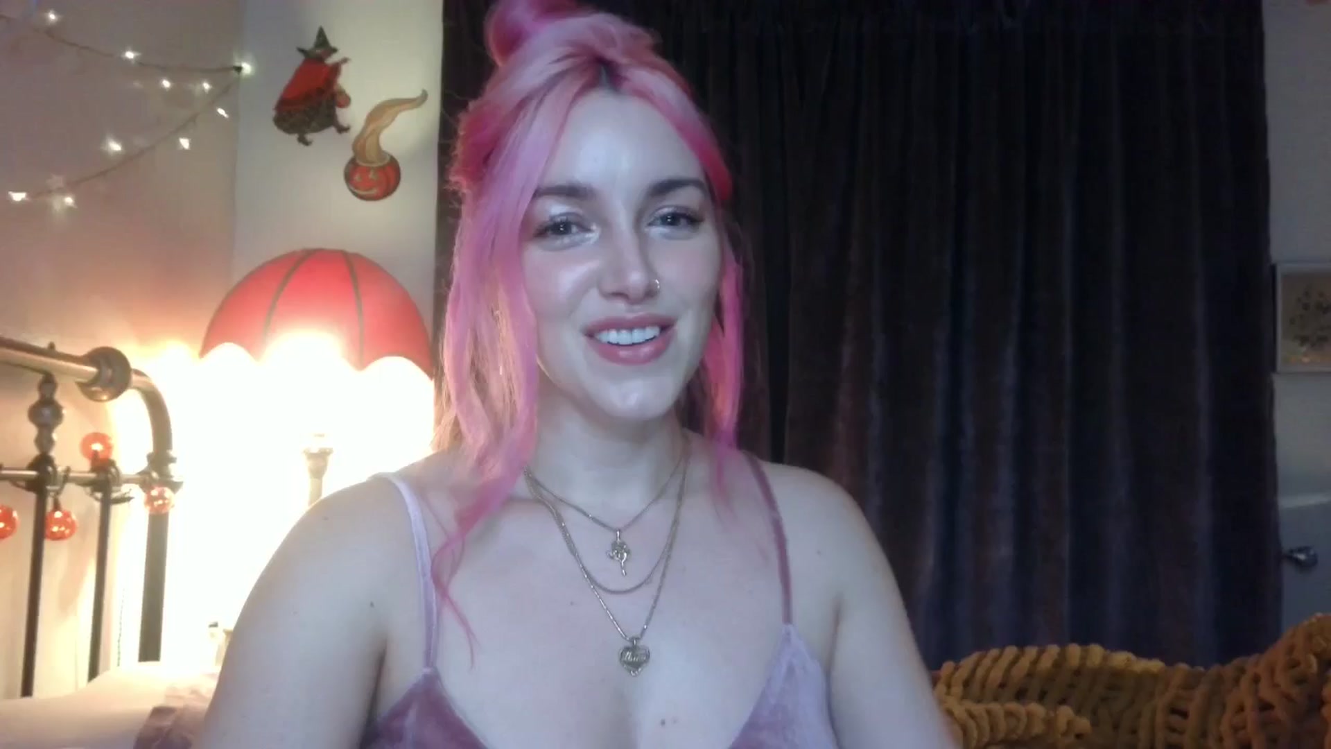 Gallery image thumbnail from Bianca_Wilde's myfreecams stream on, 10/06/2025, 06:18 image 12 of 20