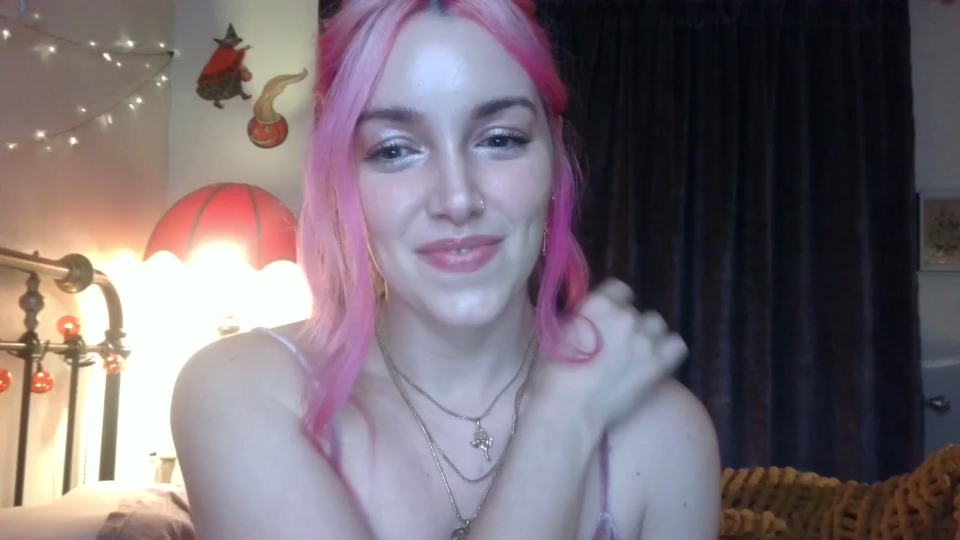 Gallery image thumbnail from Bianca_Wilde's myfreecams stream on, 10/06/2025, 06:18 image 4 of 20