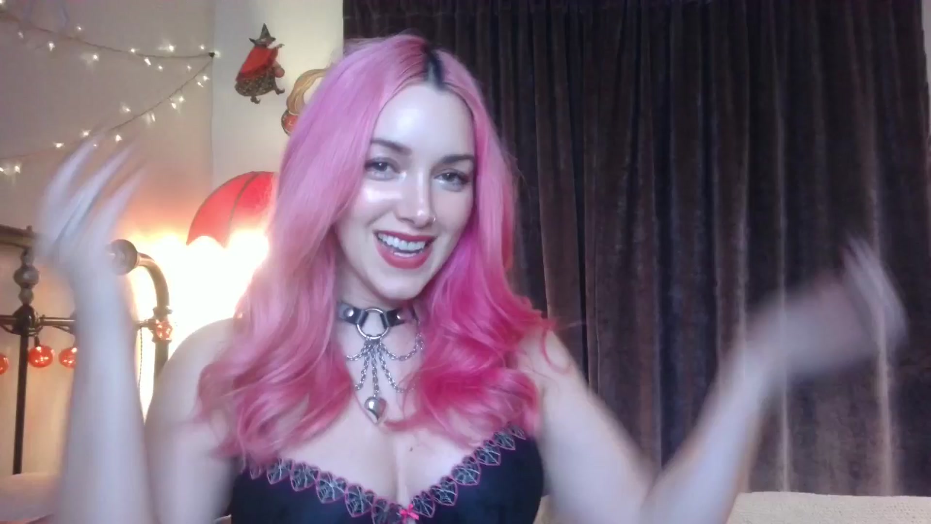 Gallery image thumbnail from Bianca_Wilde's myfreecams stream on, 10/28/2025, 08:37 image 7 of 20