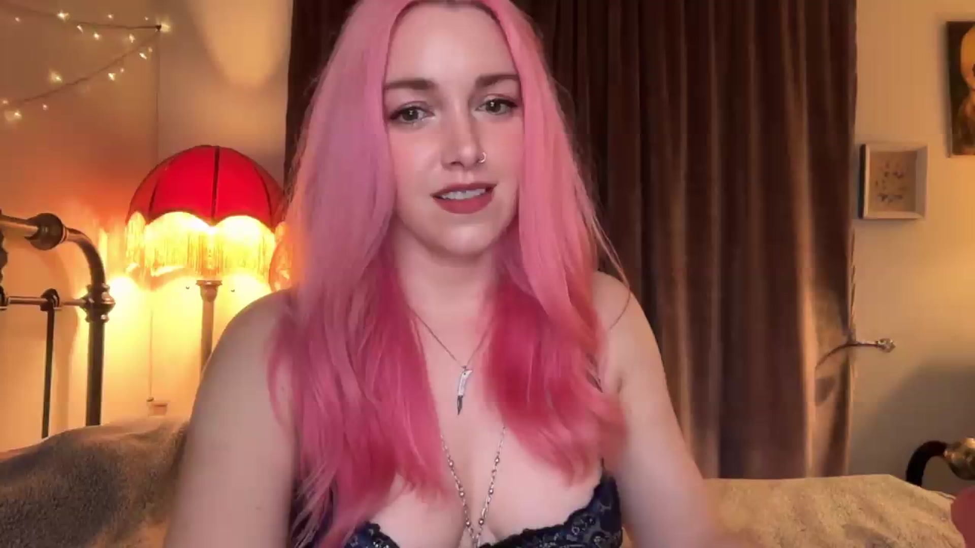 Gallery image thumbnail from Bianca_Wilde's myfreecams stream on, 05/03/2026, 08:03 image 3 of 20