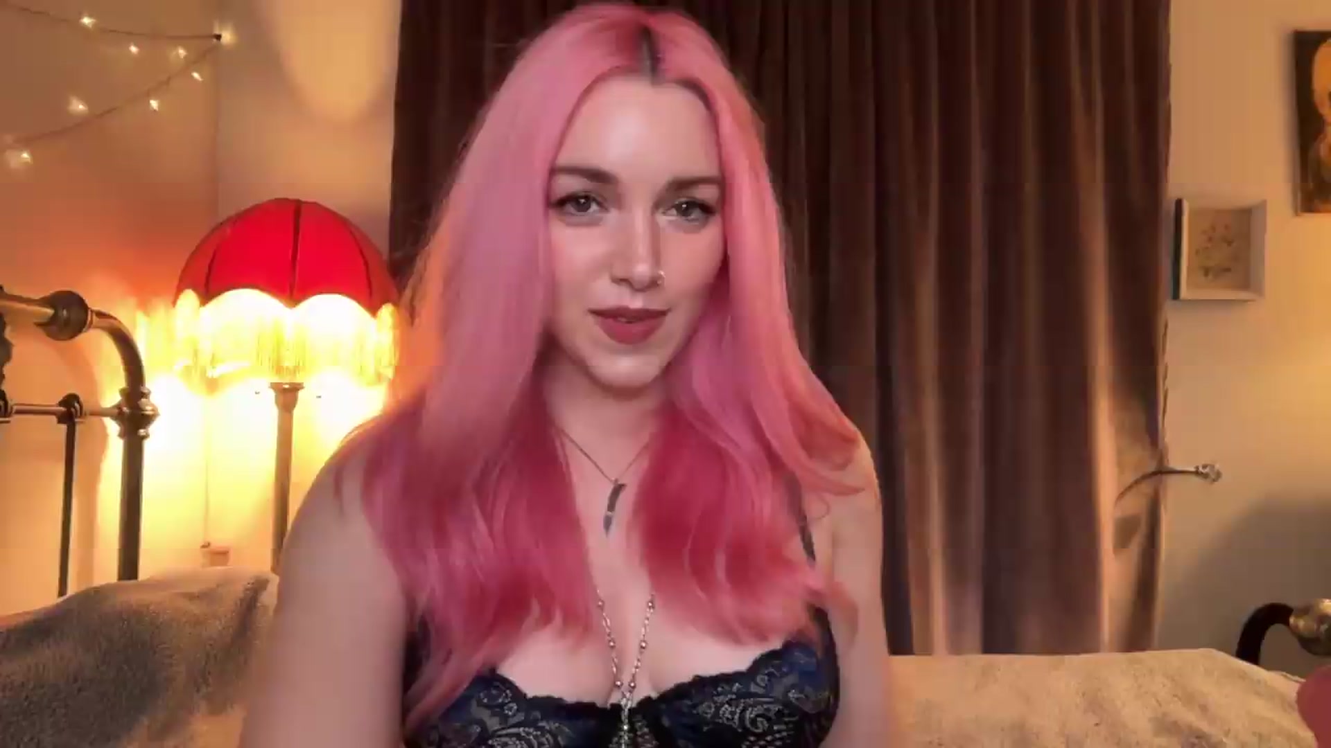 Gallery image thumbnail from Bianca_Wilde's myfreecams stream on, 05/03/2026, 08:03 image 18 of 20