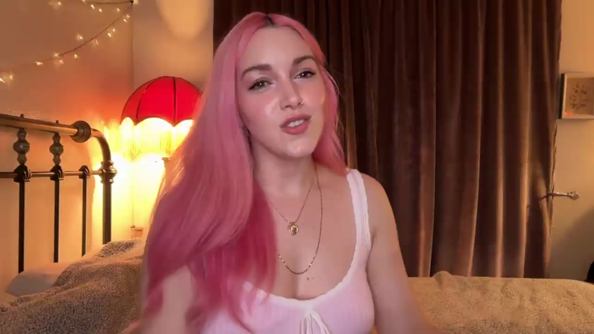 Gallery image thumbnail from Bianca_Wilde's myfreecams stream on, 05/05/2026, 08:12 image 12 of 20