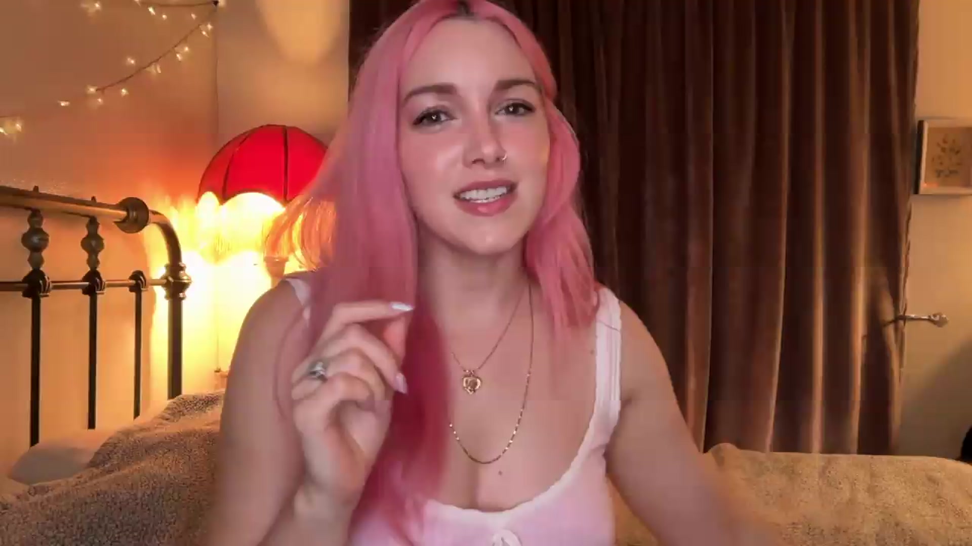 Gallery image thumbnail from Bianca_Wilde's myfreecams stream on, 05/05/2026, 08:12 image 10 of 20