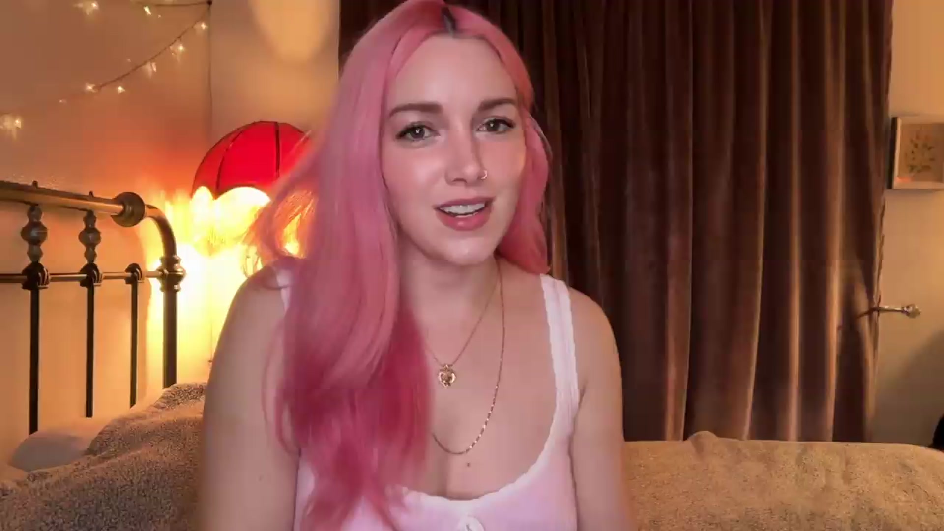 Gallery image thumbnail from Bianca_Wilde's myfreecams stream on, 05/05/2026, 08:12 image 11 of 20