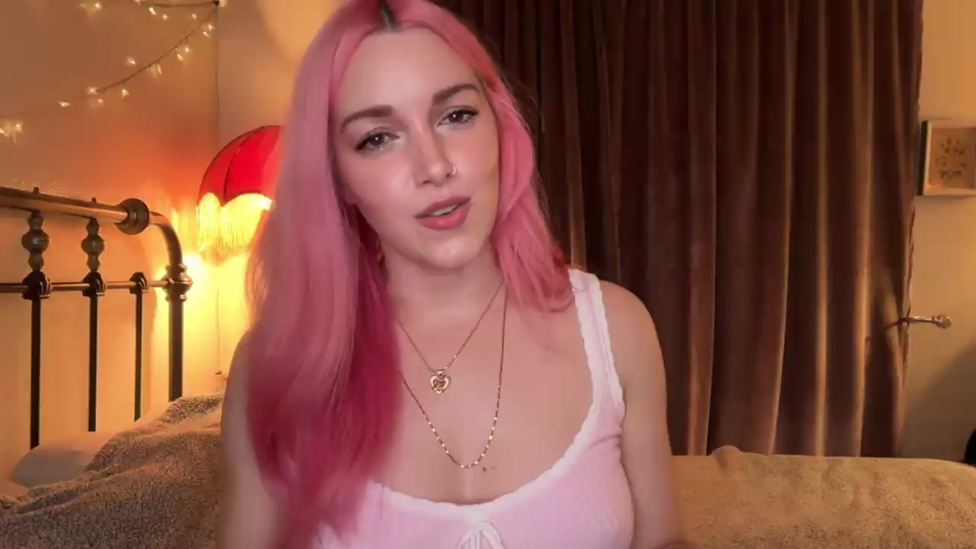 Gallery image thumbnail from Bianca_Wilde's myfreecams stream on, 05/05/2026, 08:12 image 6 of 20