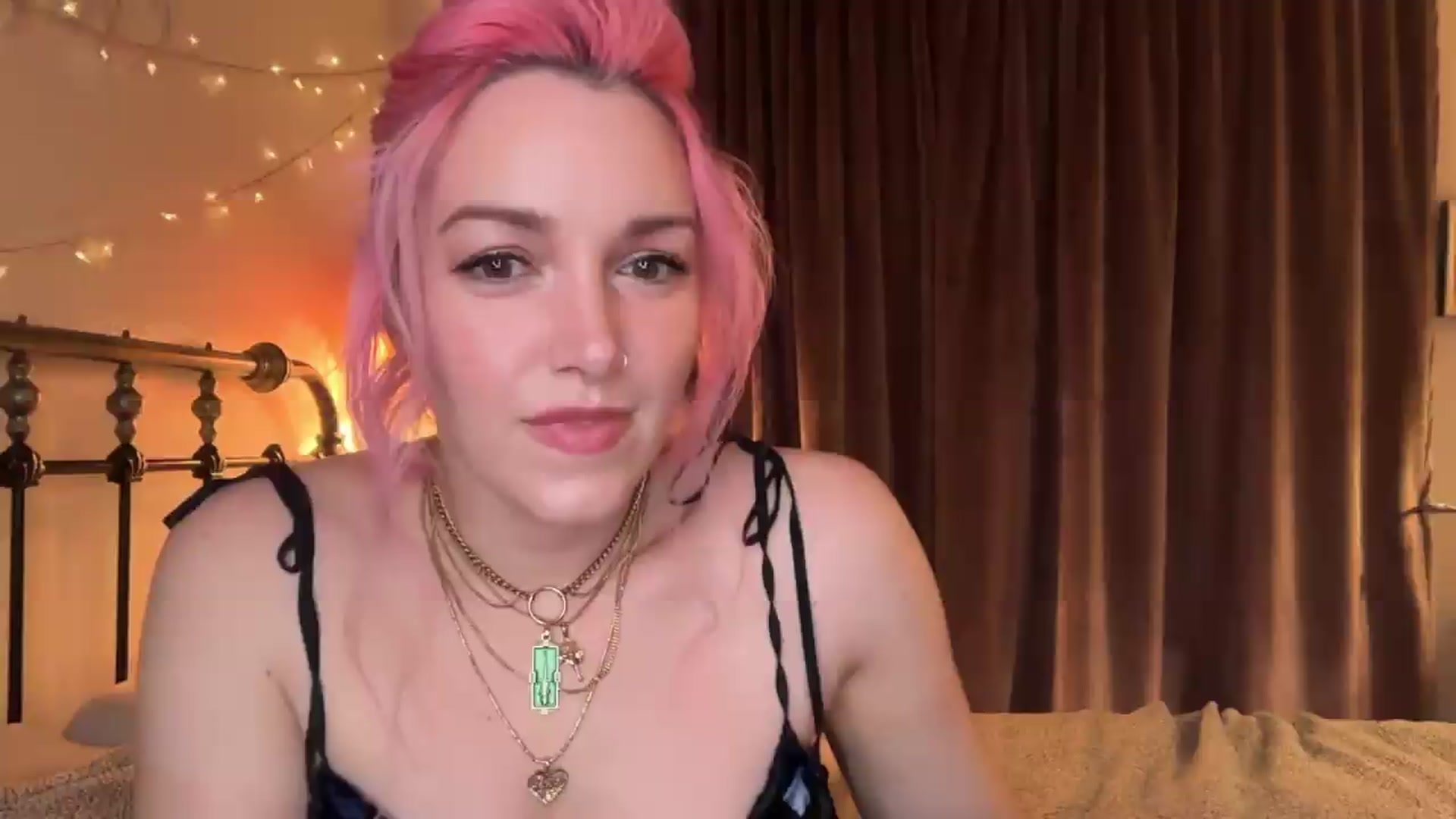 Gallery image thumbnail from Bianca_Wilde's myfreecams stream on, 05/07/2026, 06:23 image 14 of 20
