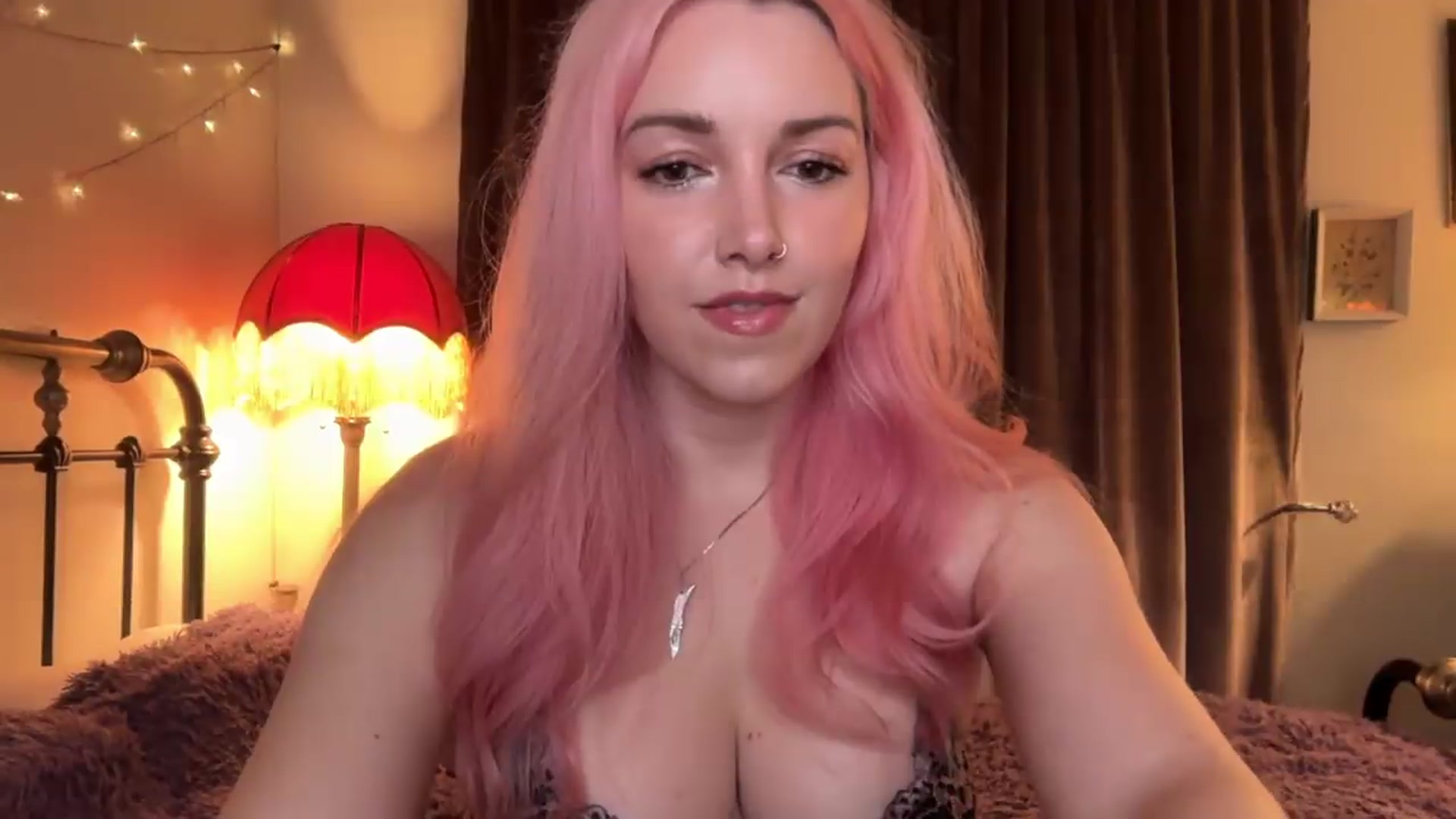 Gallery image thumbnail from Bianca_Wilde's myfreecams stream on, 05/14/2026, 06:18 image 13 of 20