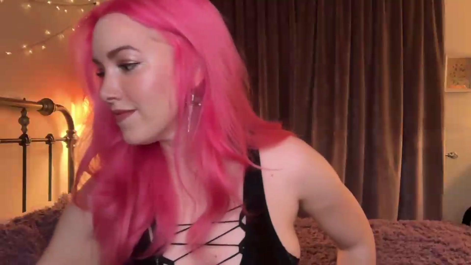 Gallery image thumbnail from Bianca_Wilde's myfreecams stream on, 05/28/2026, 06:53 image 13 of 20