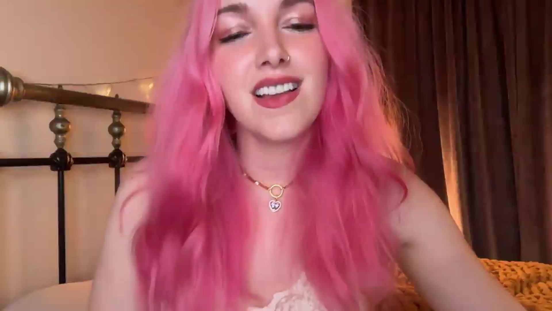 Gallery image thumbnail from Bianca_Wilde's myfreecams stream on, 06/03/2026, 04:53 image 17 of 20