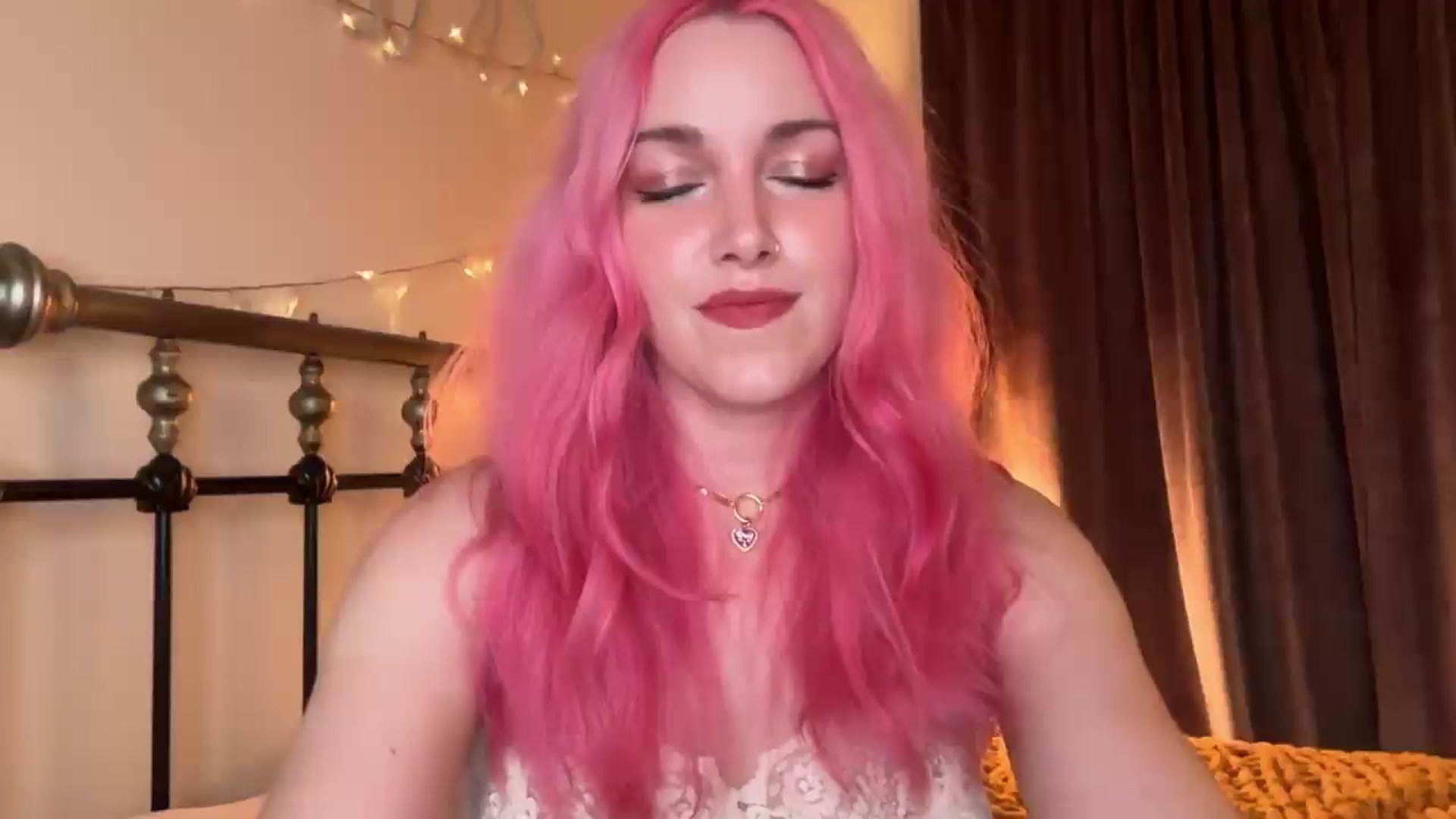 Gallery image thumbnail from Bianca_Wilde's myfreecams stream on, 06/03/2026, 04:53 image 2 of 20