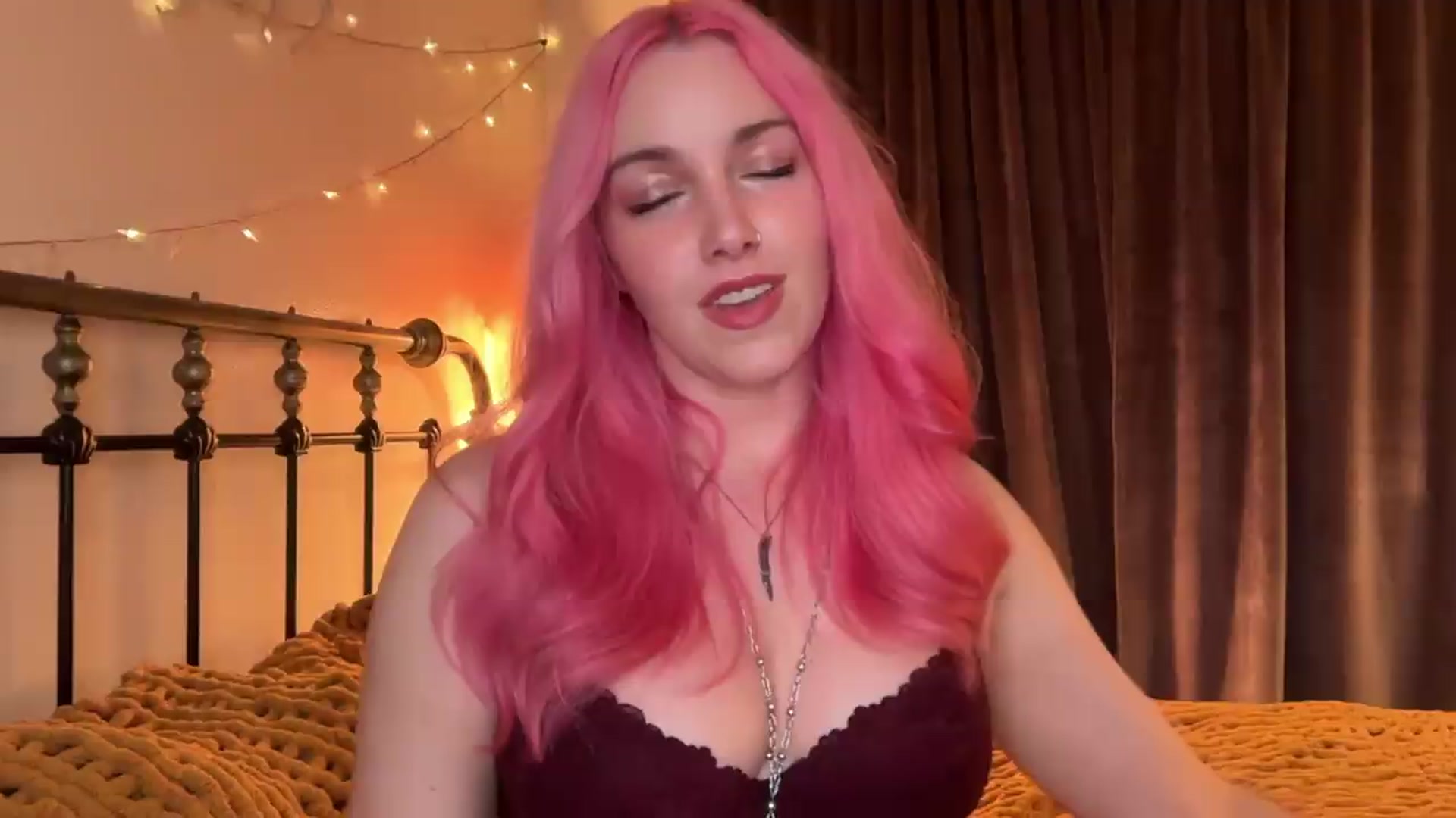 Gallery image thumbnail from Bianca_Wilde's myfreecams stream on, 06/05/2026, 08:22 image 18 of 20