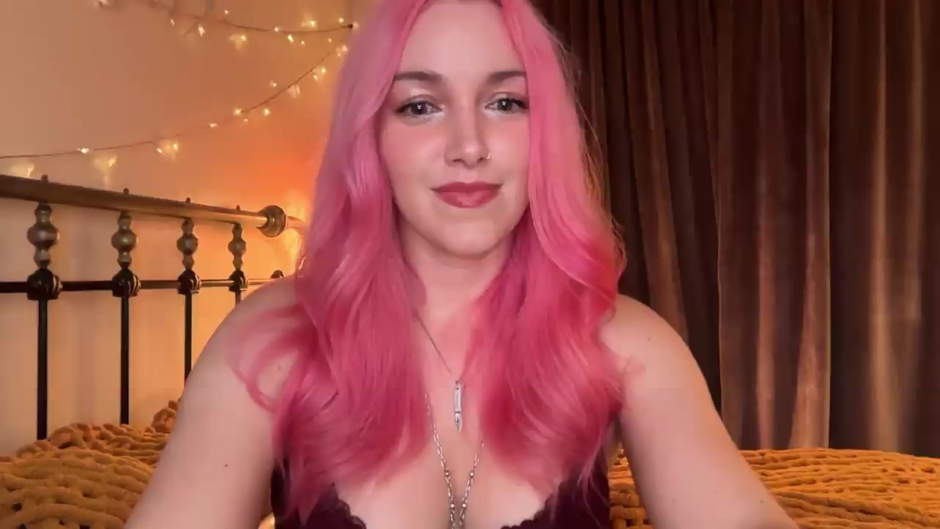 Gallery image thumbnail from Bianca_Wilde's myfreecams stream on, 06/05/2026, 08:22 image 11 of 20
