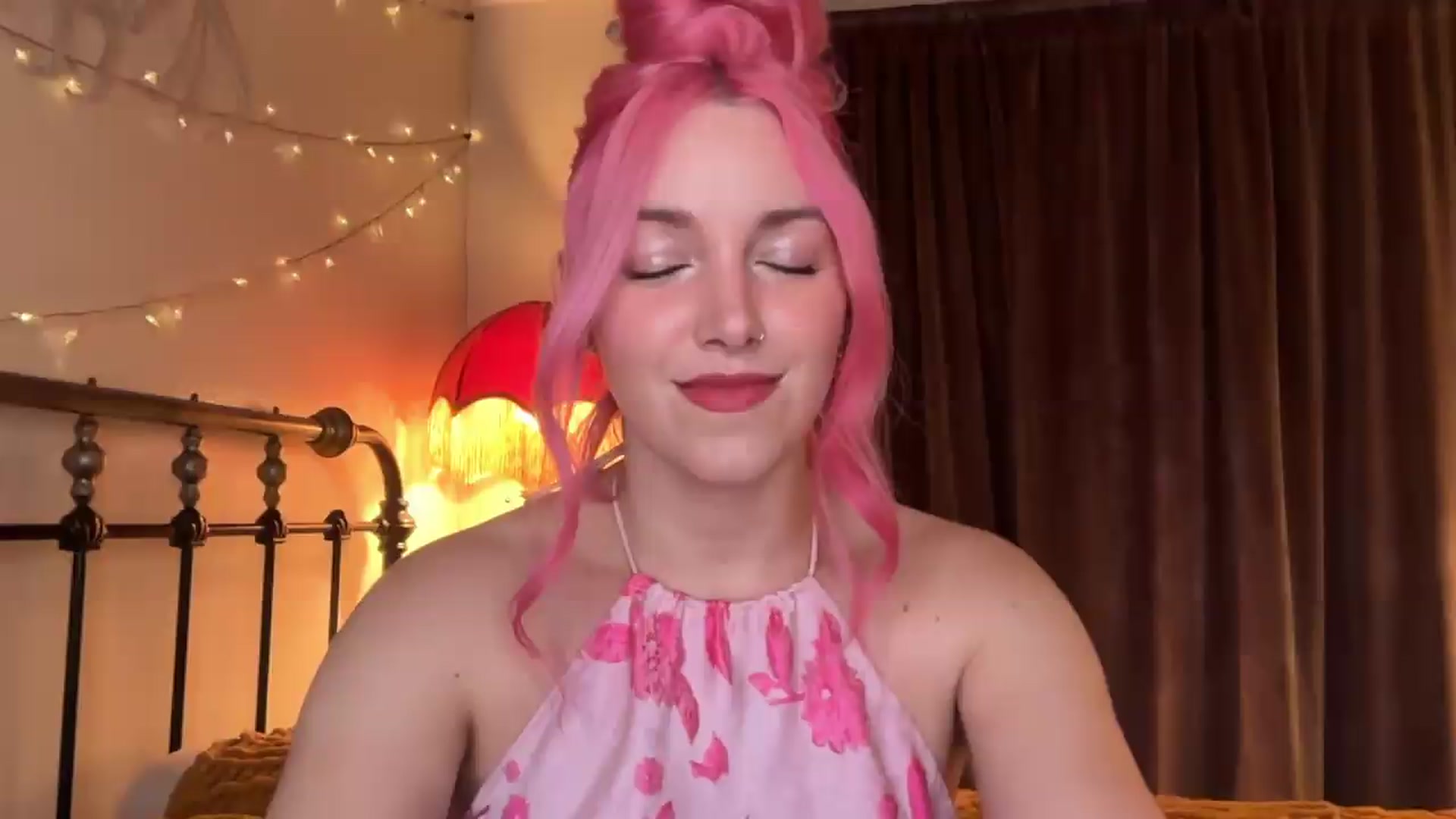 Gallery image thumbnail from Bianca_Wilde's myfreecams stream on, 06/07/2026, 08:08 image 2 of 20