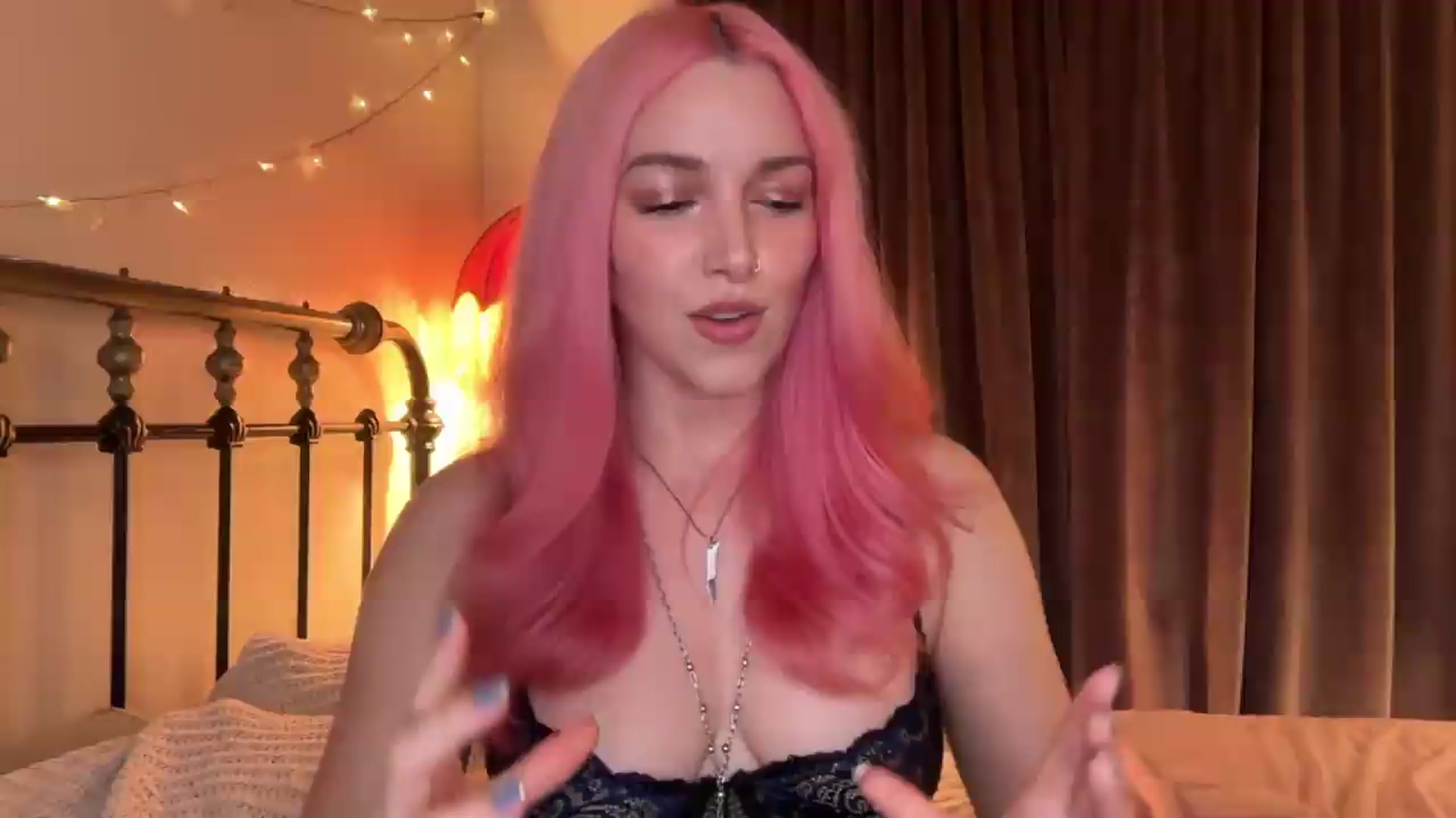 Gallery image thumbnail from Bianca_Wilde's myfreecams stream on, 06/08/2026, 07:15 image 7 of 20