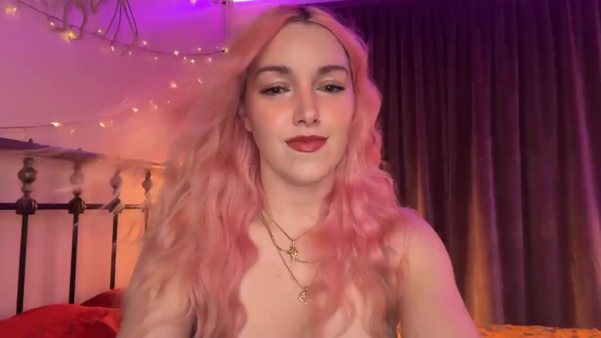 Gallery image thumbnail from Bianca_Wilde's myfreecams stream on, 07/20/2026, 05:59 image 5 of 20