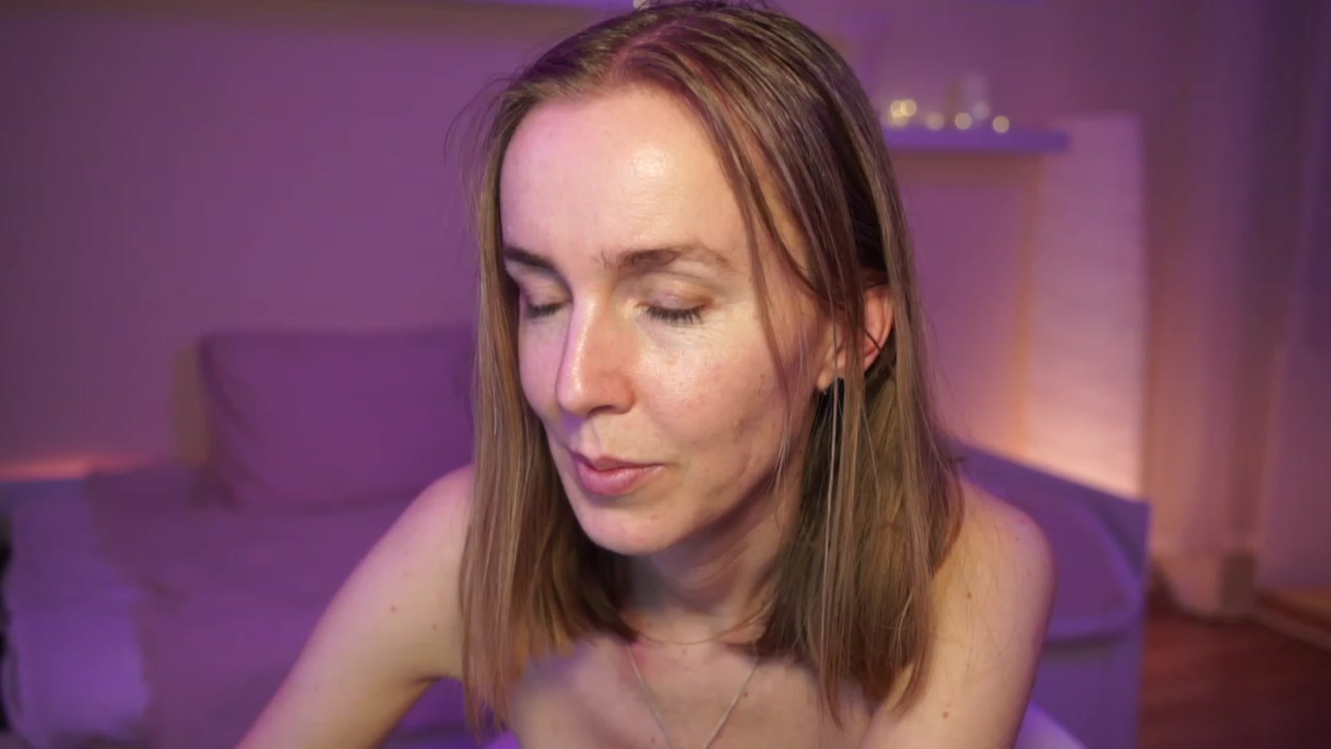 Gallery image thumbnail from BiancaaBrooke's myfreecams stream on, 03/07/2024, 23:05 image 3 of 20