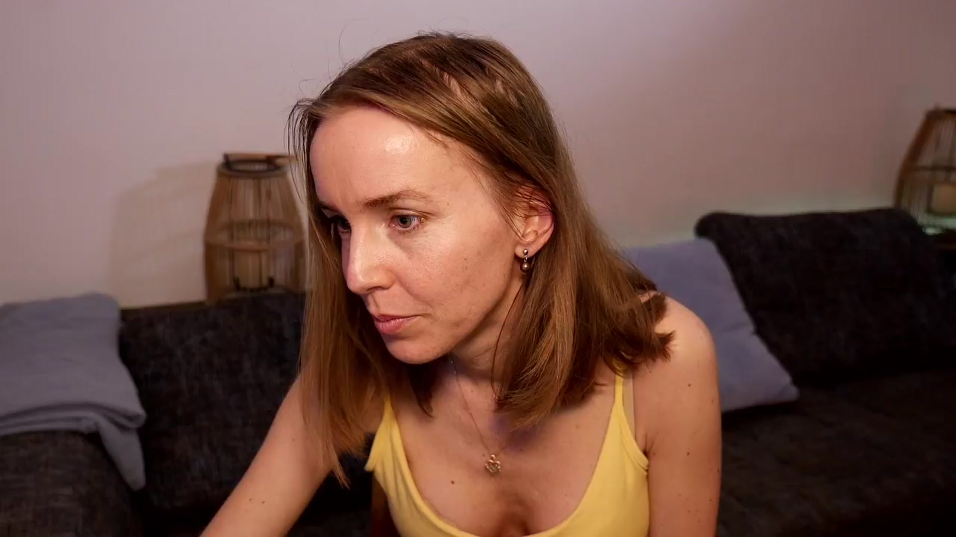 Gallery image thumbnail from BiancaaBrooke's myfreecams stream on, 03/24/2024, 24:14 image 20 of 20