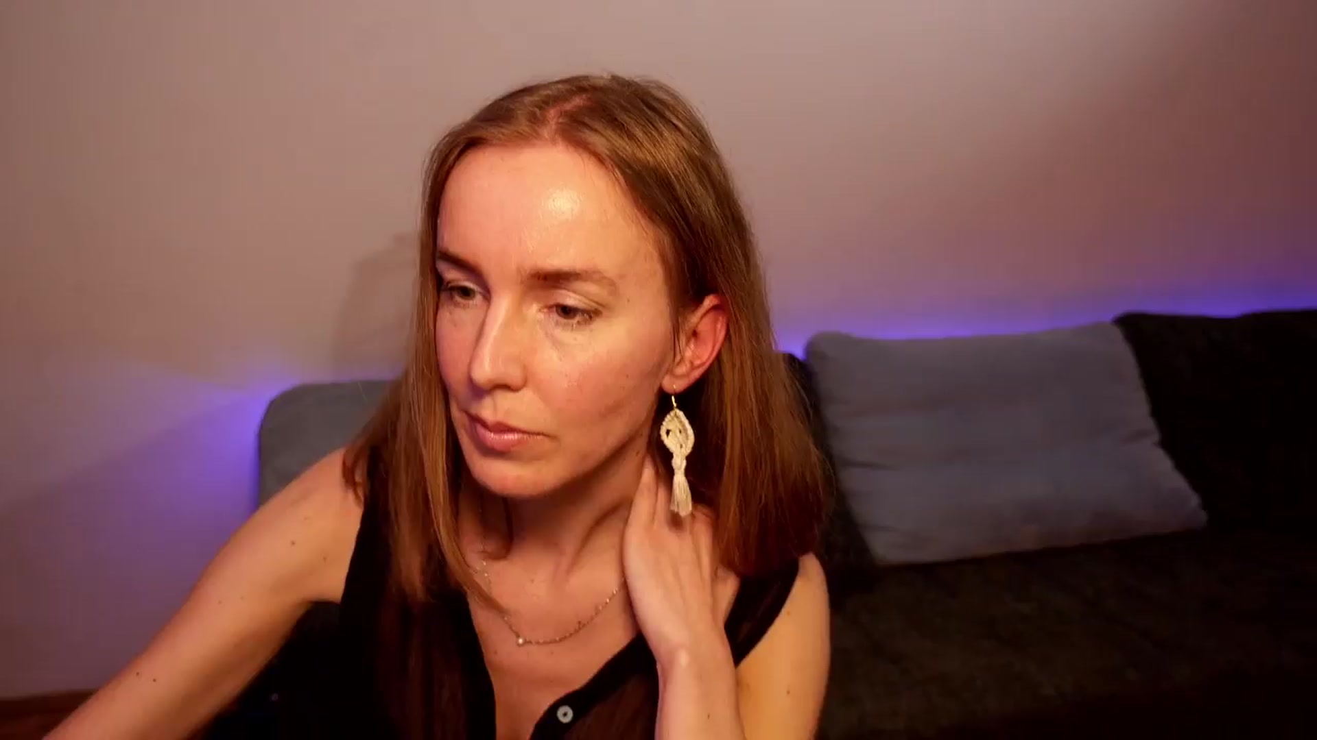 Gallery image thumbnail from BiancaaBrooke's myfreecams stream on, 03/24/2024, 21:17 image 8 of 20