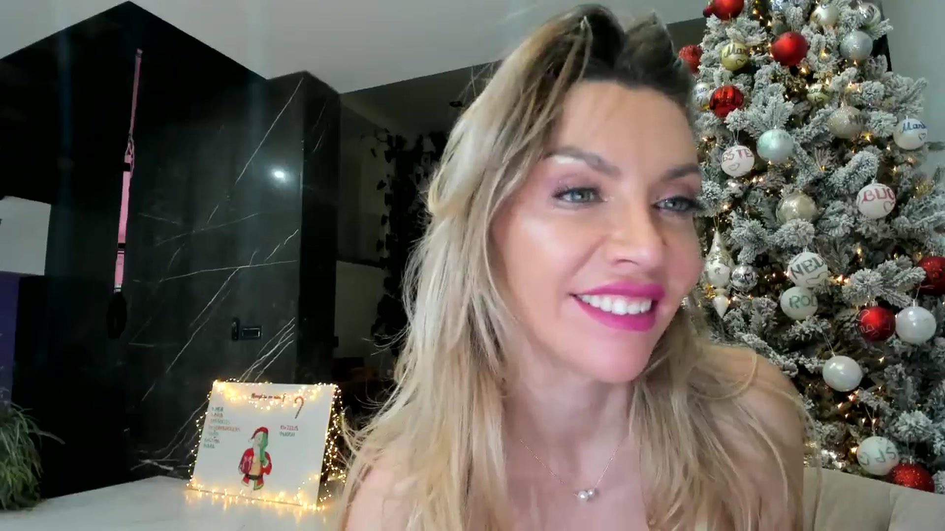 Gallery image thumbnail from BibiLouWho's myfreecams stream on, 12/17/2025, 02:38 image 10 of 20