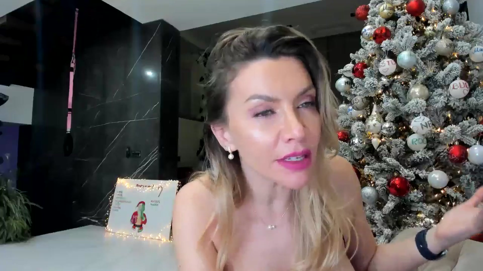 Gallery image thumbnail from BibiLouWho's myfreecams stream on, 12/17/2025, 02:38 image 13 of 20