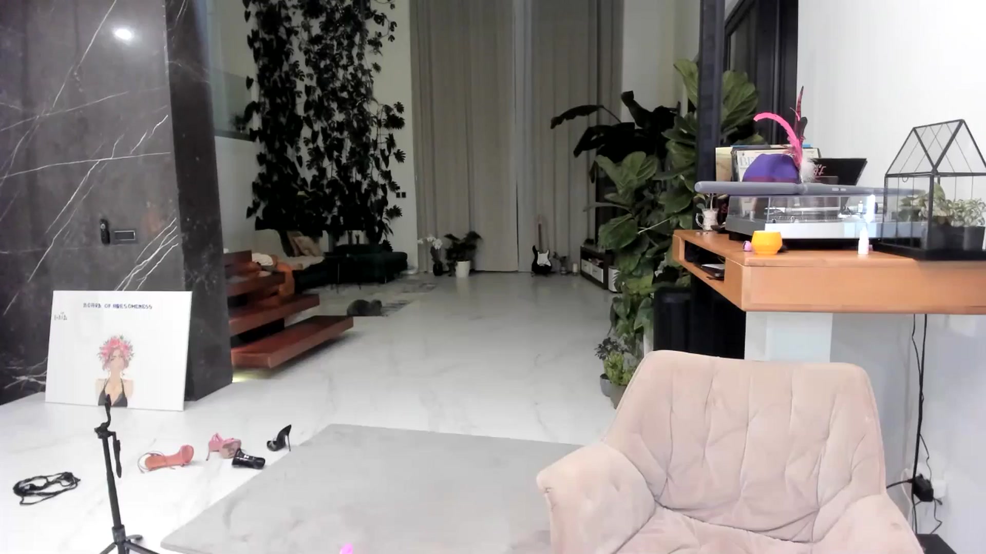 Gallery image thumbnail from BibiMadHatter's myfreecams stream on, 05/03/2026, 01:56 image 5 of 20