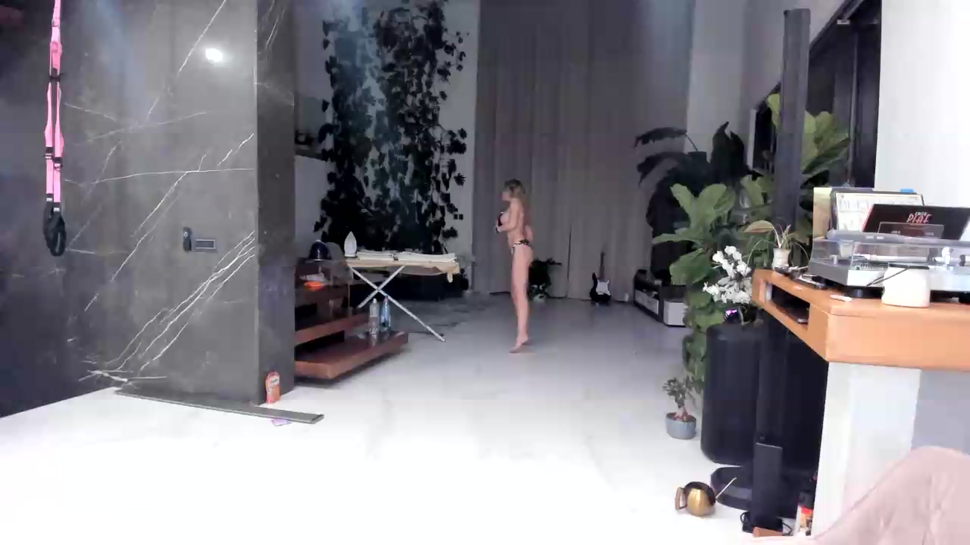 Gallery image thumbnail from BibiMadHatter's myfreecams stream on, 05/16/2026, 02:40 image 1 of 20