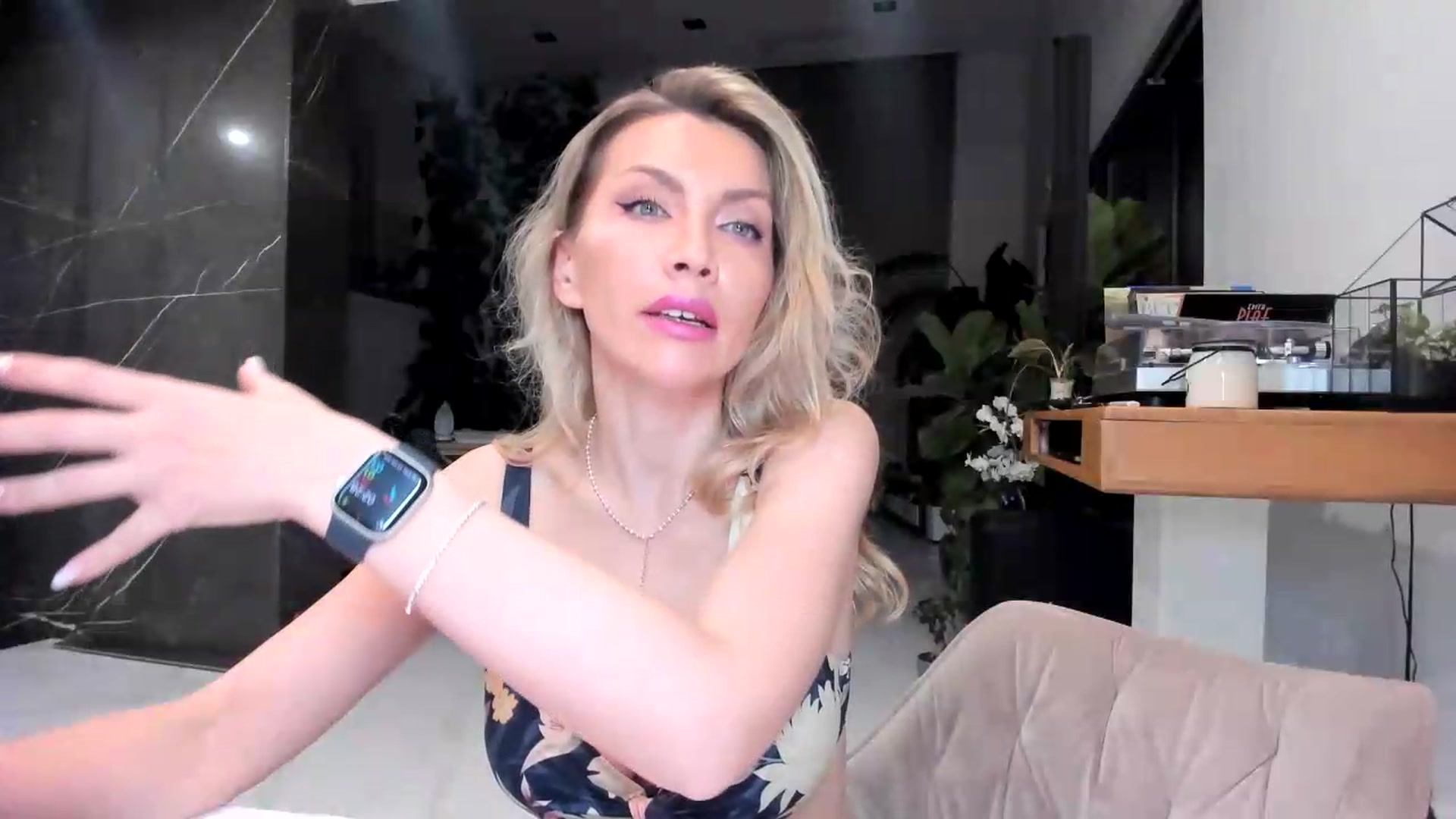 Gallery image thumbnail from BibiMadHatter's myfreecams stream on, 05/16/2026, 02:40 image 5 of 20