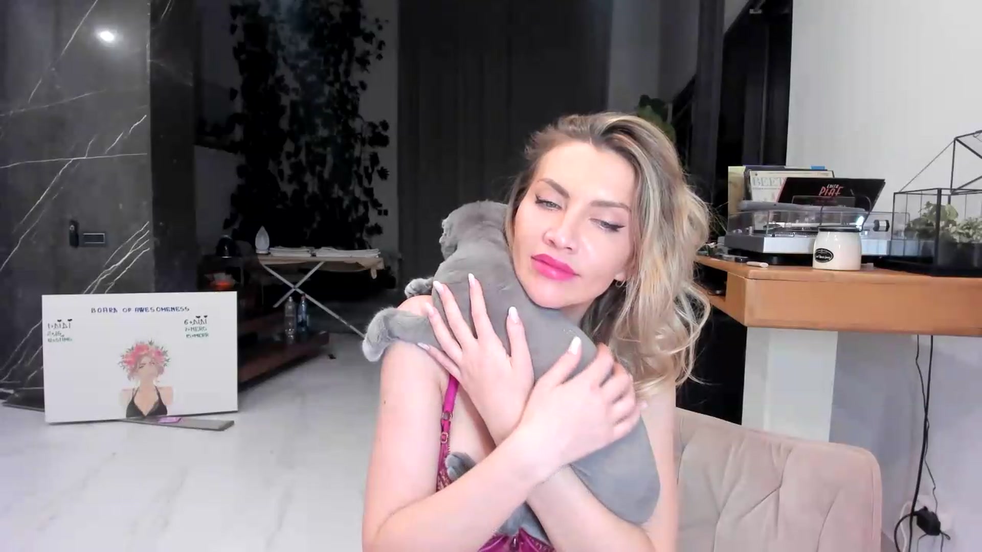 Gallery image thumbnail from BibiMadHatter's myfreecams stream on, 05/17/2026, 01:22 image 19 of 20